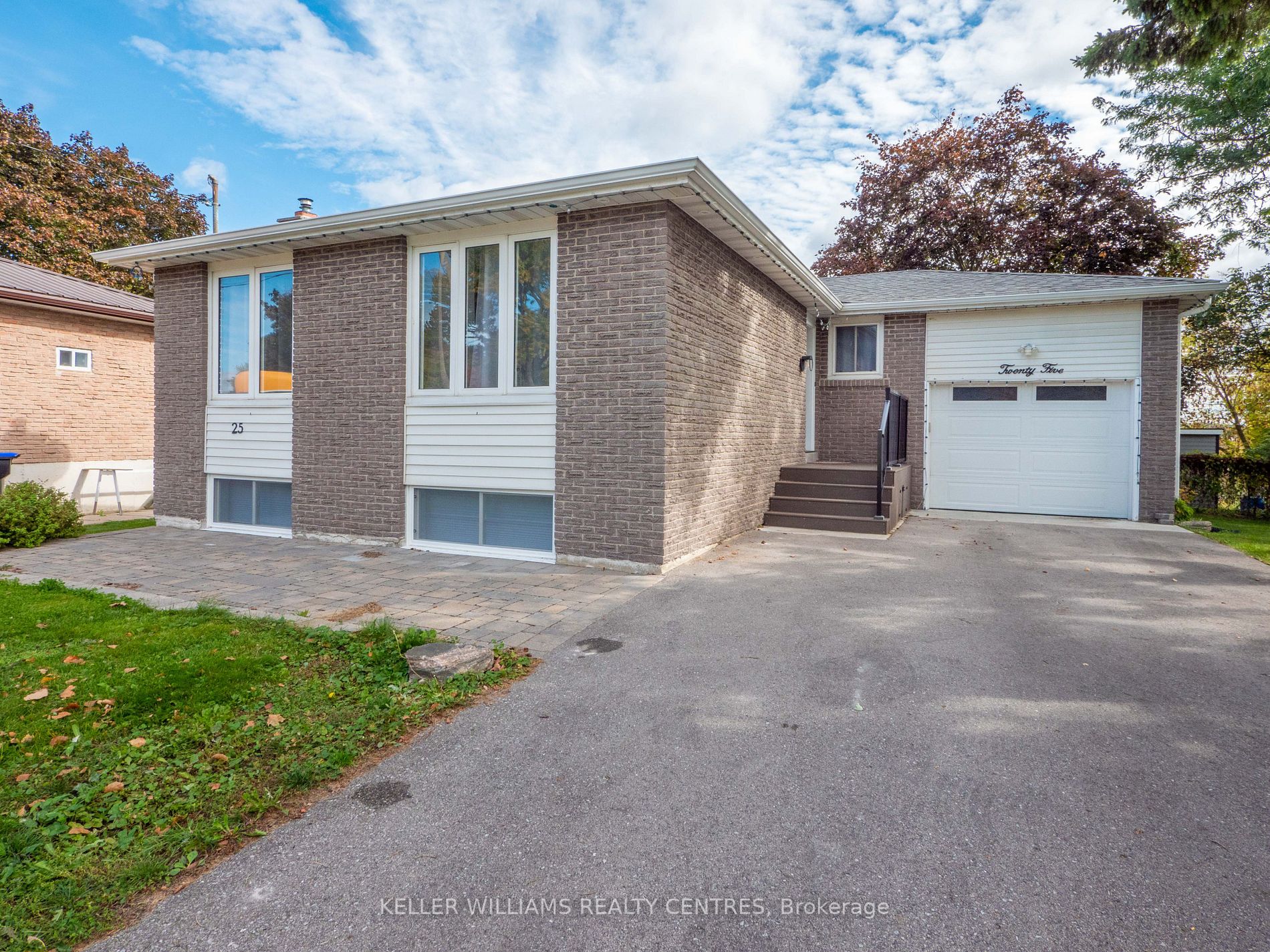 25 Townsend Ave