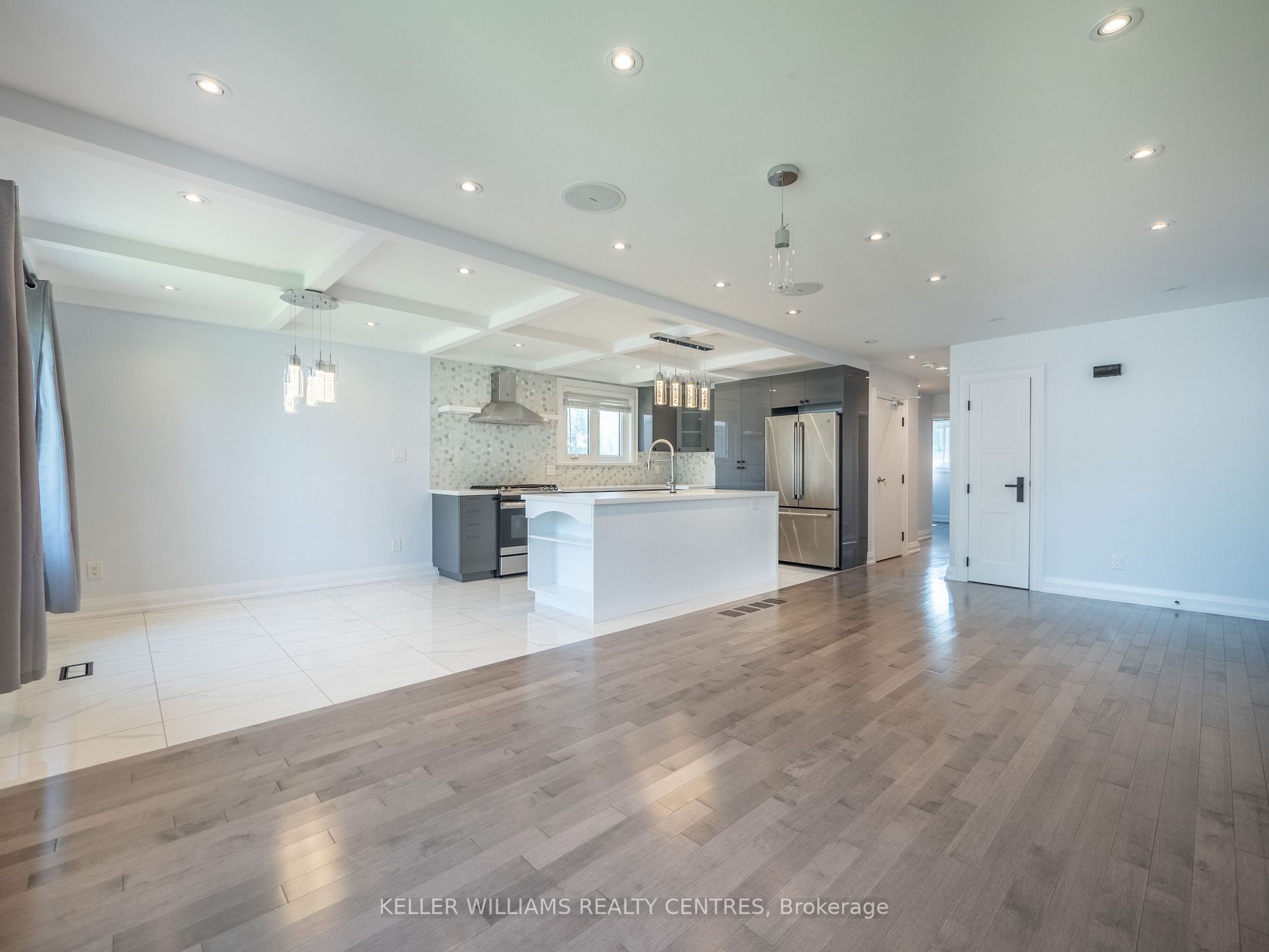 25 Townsend Ave