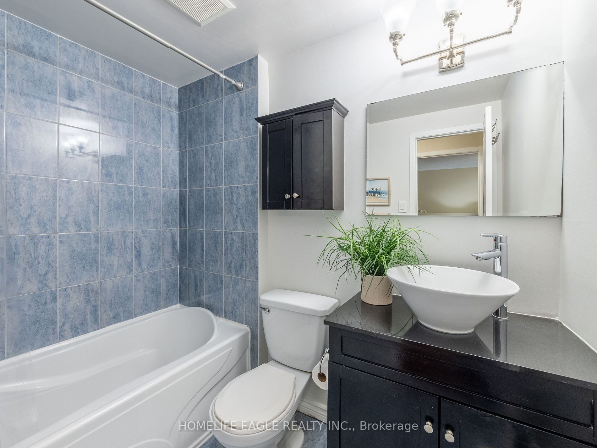 52 Lillooet Cres