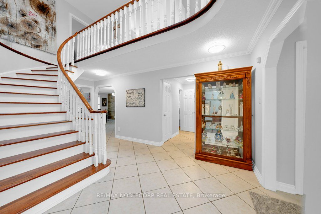 70 Lime Dr