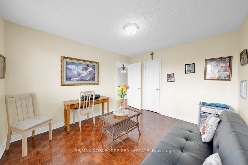 70 Lime Dr