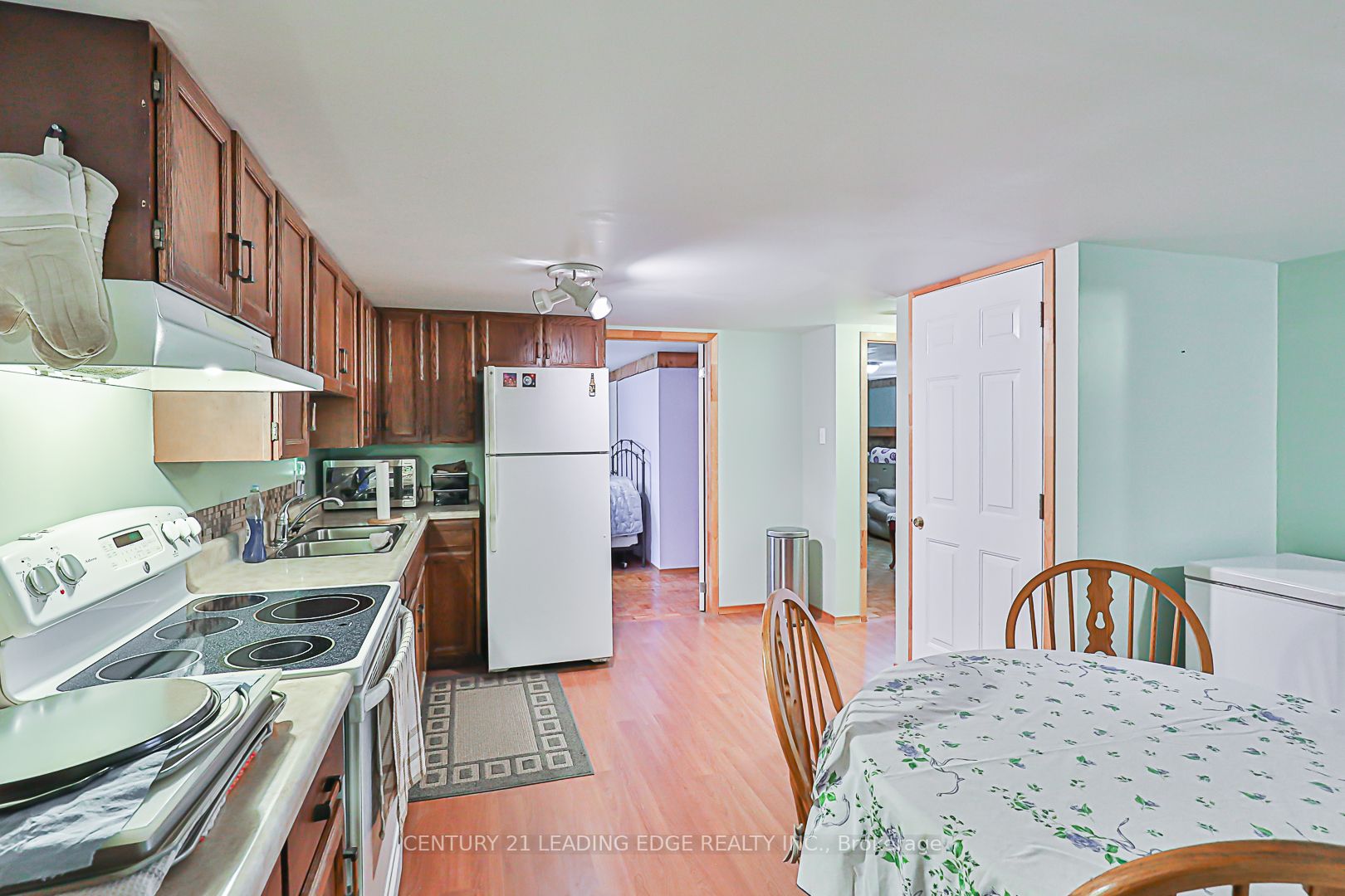 123 Olive St