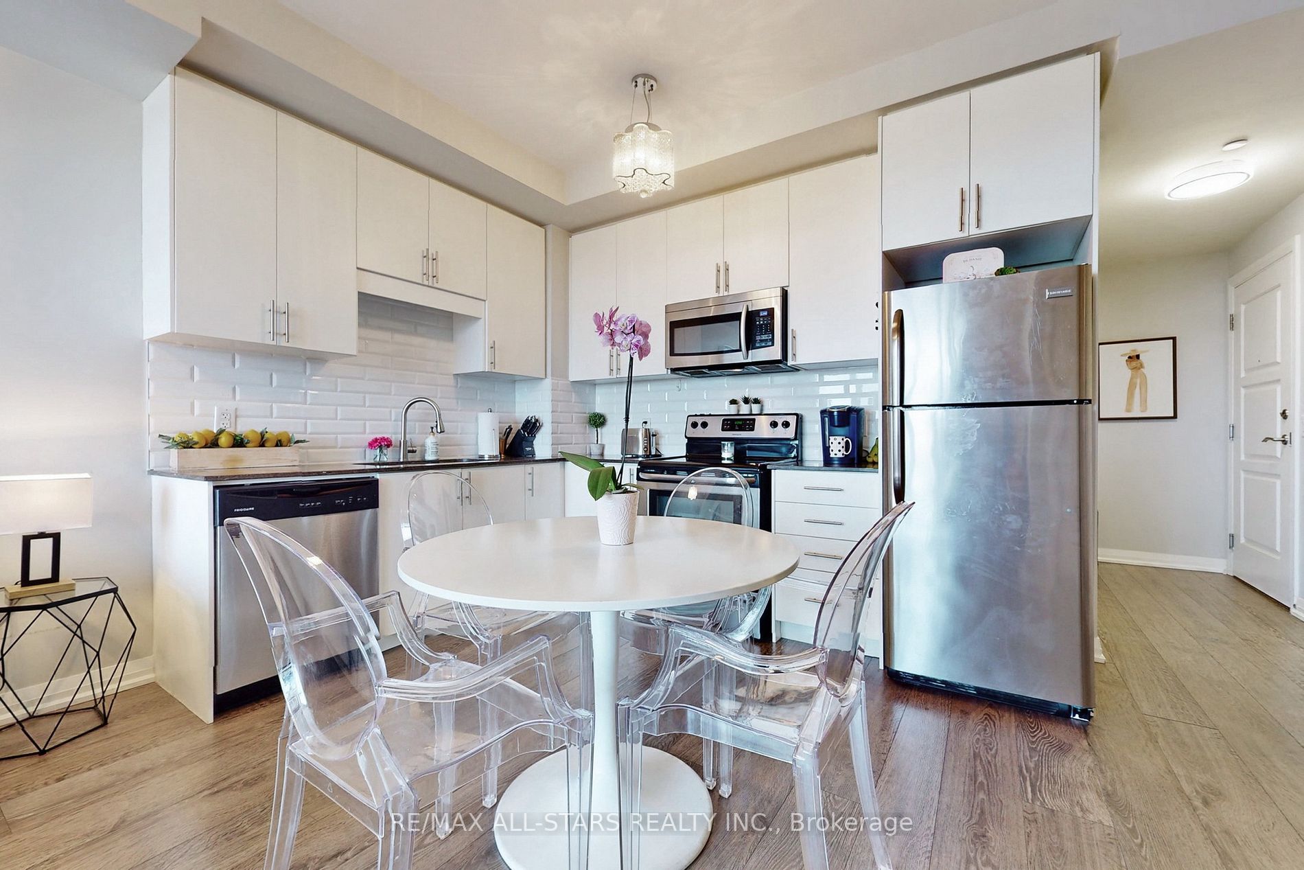 9500 Markham Rd, #1011