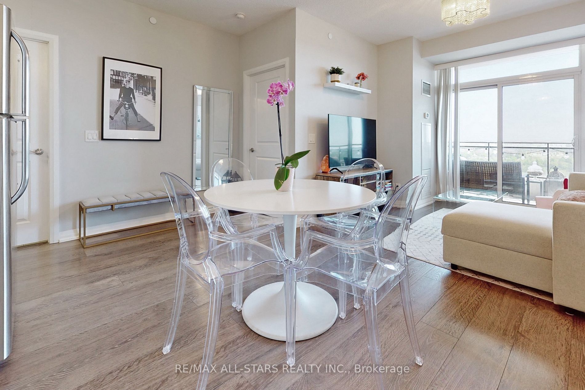 9500 Markham Rd, #1011