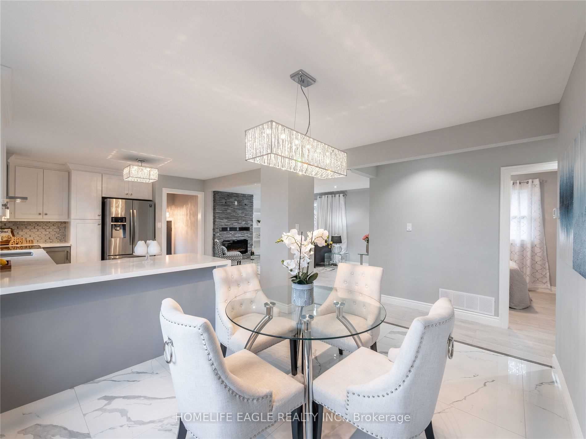 79 Simcoe Rd
