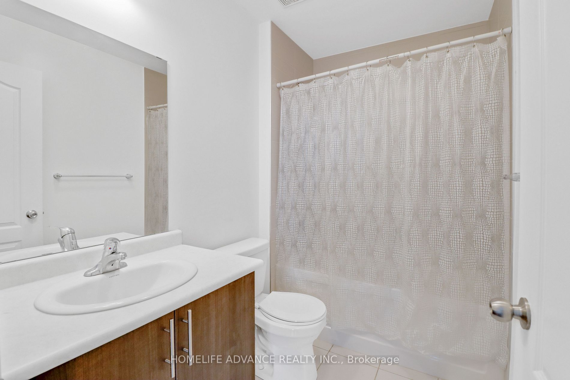 8 Citrine Dr