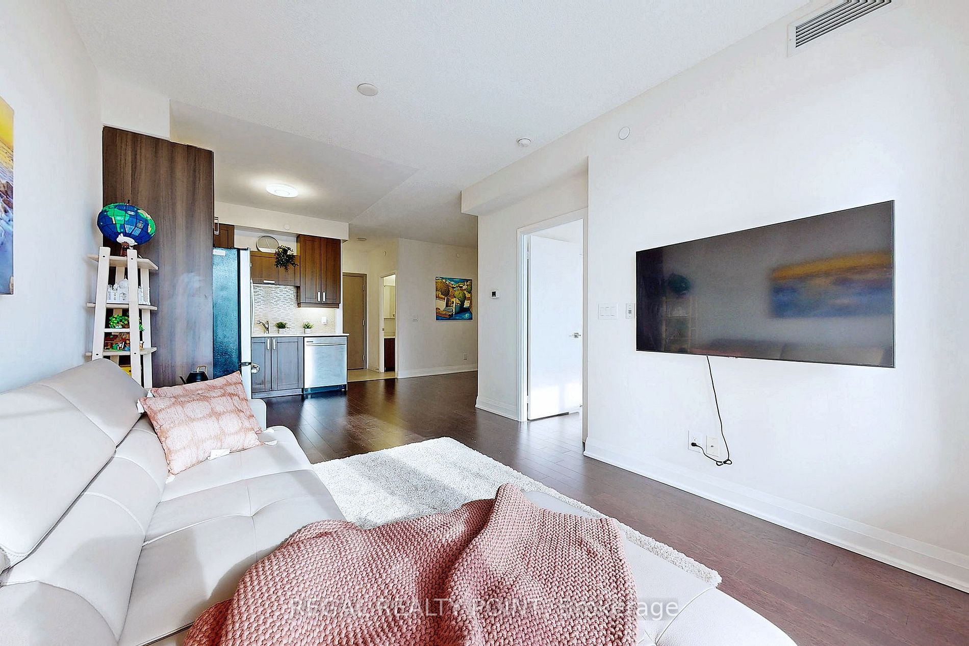 28 Uptown Dr, #728
