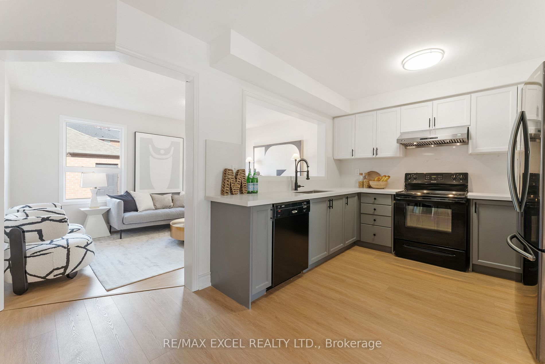 89 Andriana Cres