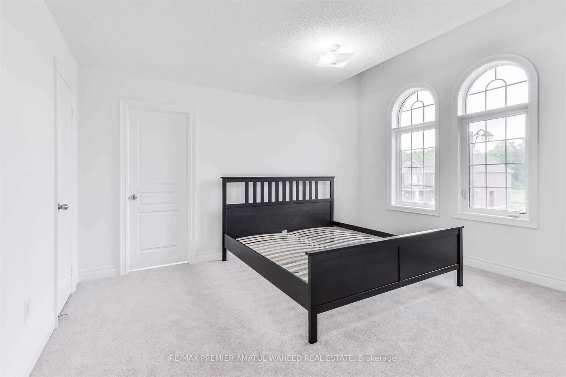 596 Mactier Dr