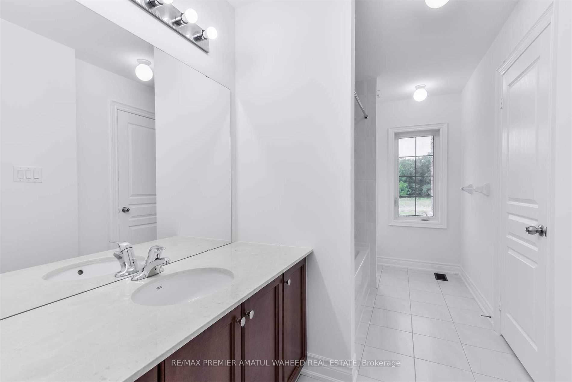 596 Mactier Dr