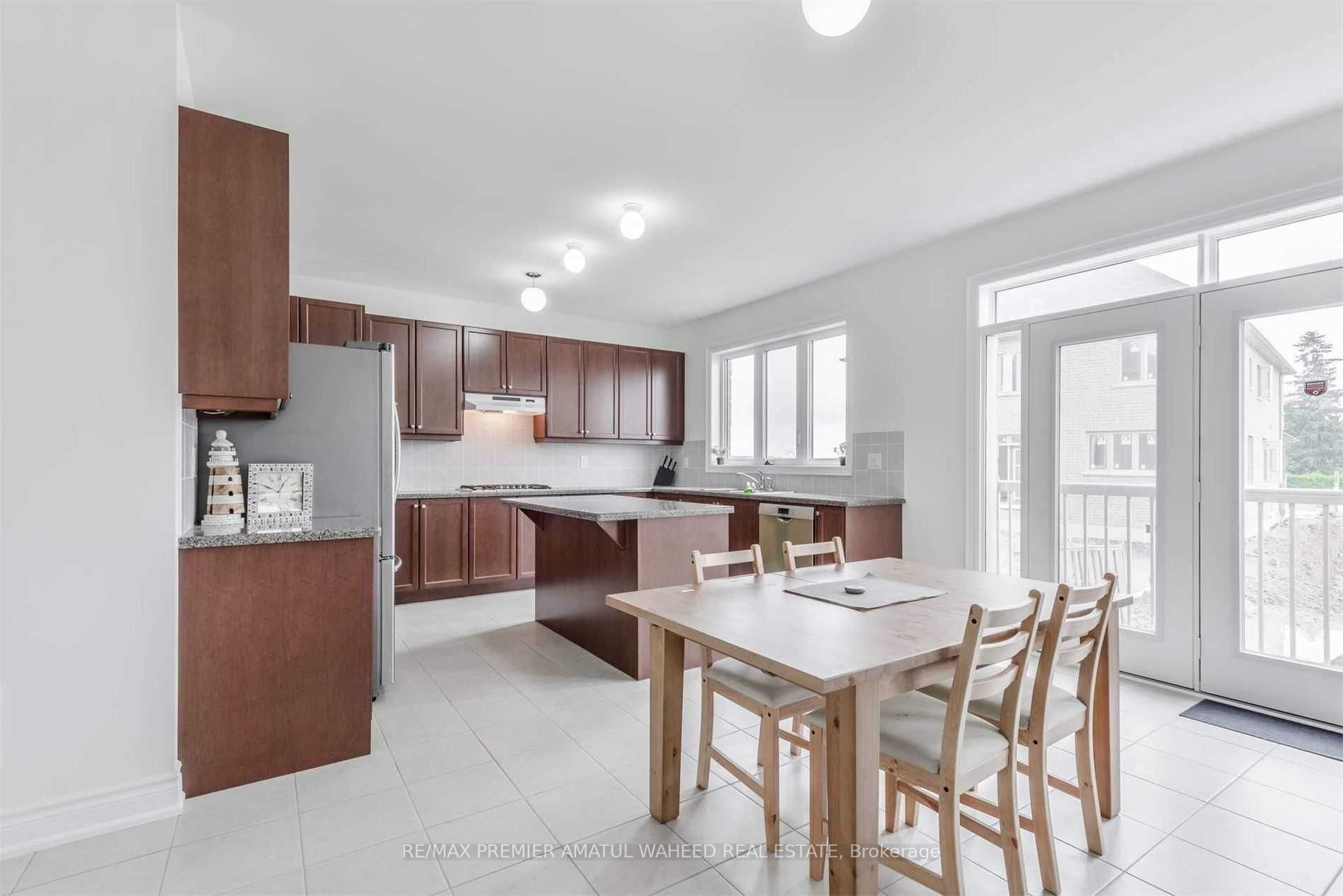 596 Mactier Dr