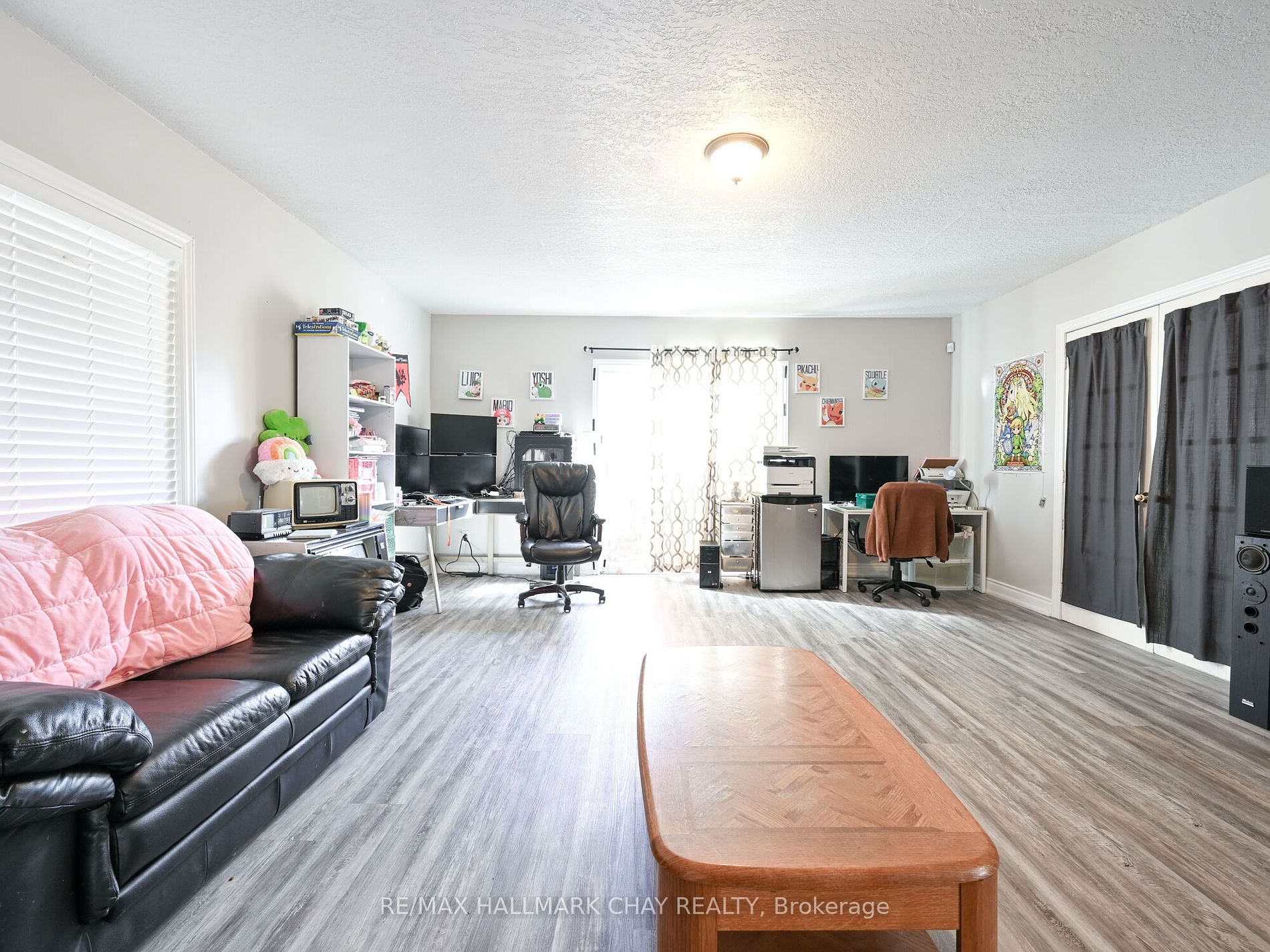 244 Barrie St