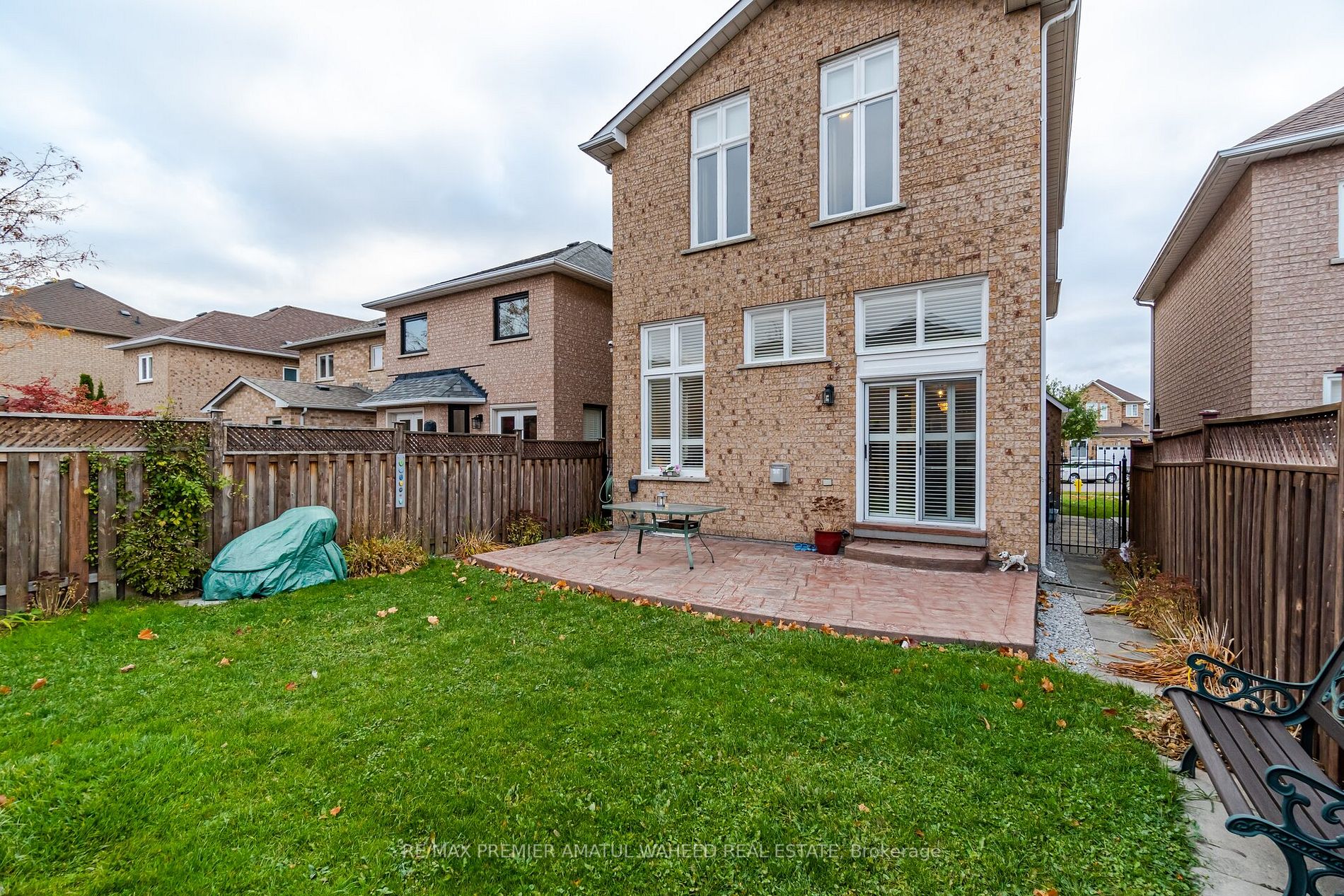 29 Dalcairney Rd