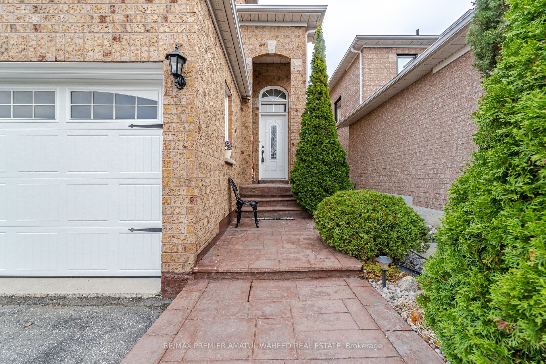 29 Dalcairney Rd