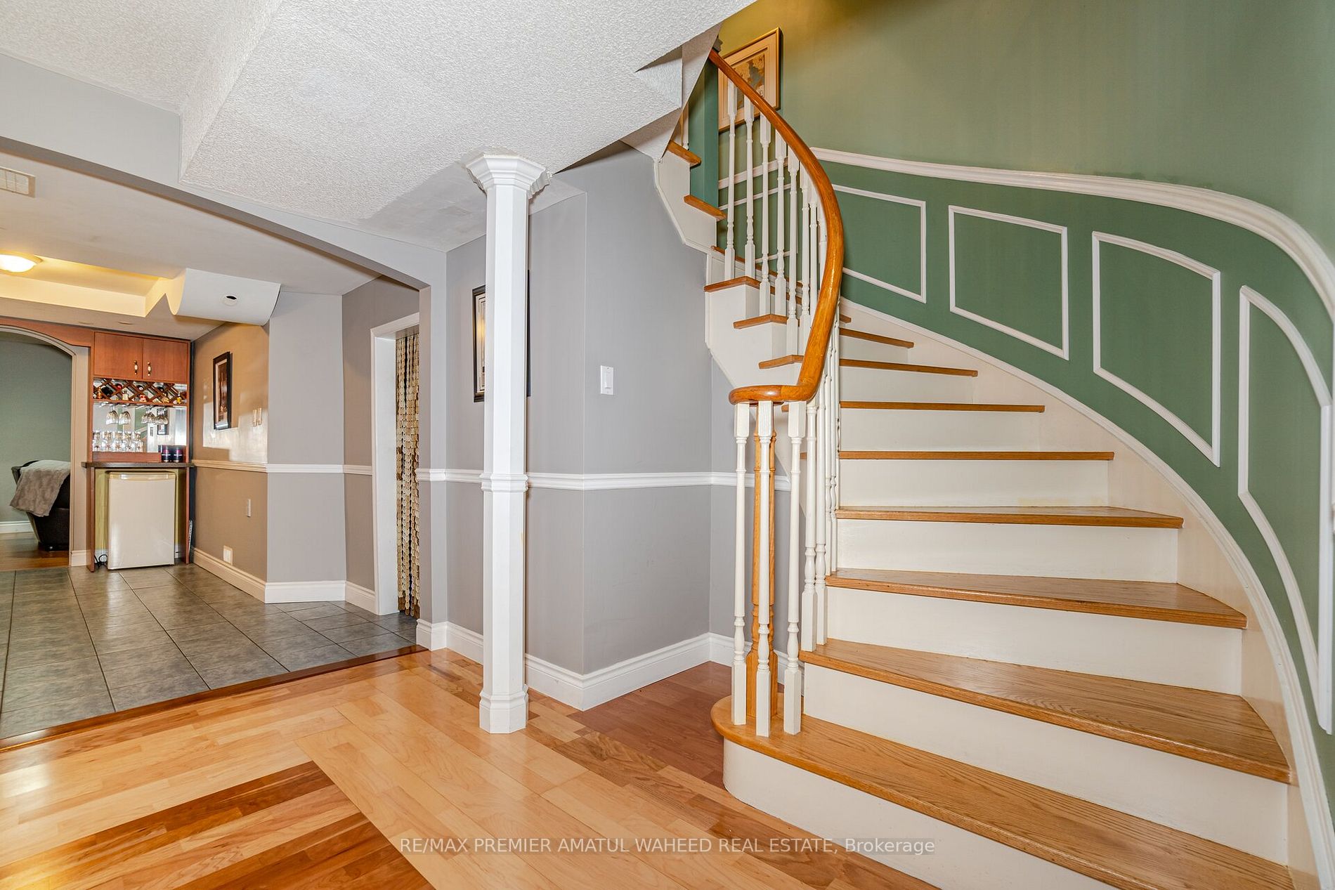 29 Dalcairney Rd