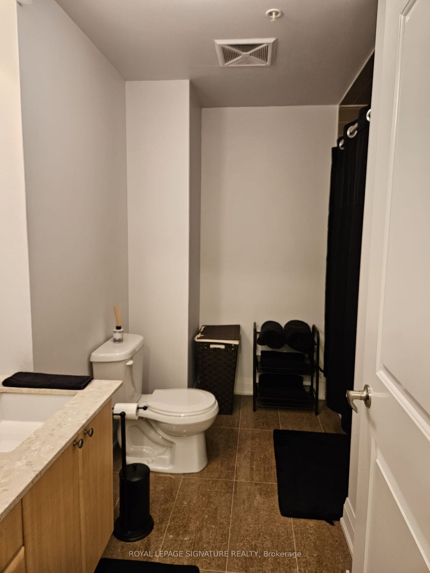 12 Woodstream Boulevard, #919