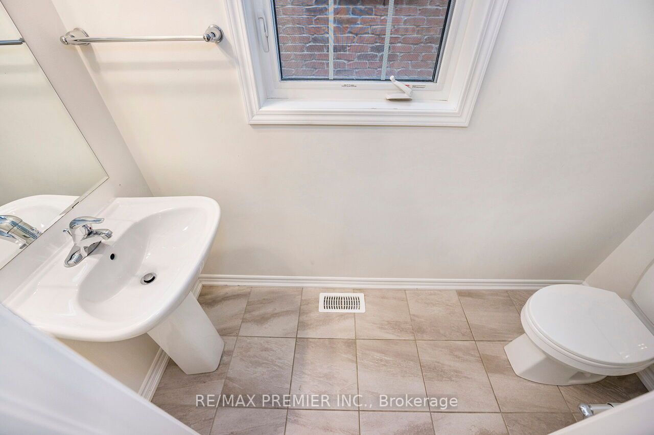 151 Pierre Berton Blvd