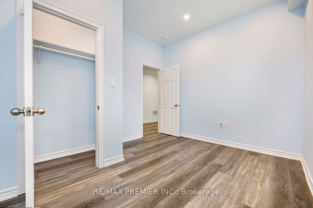 151 Pierre Berton Blvd