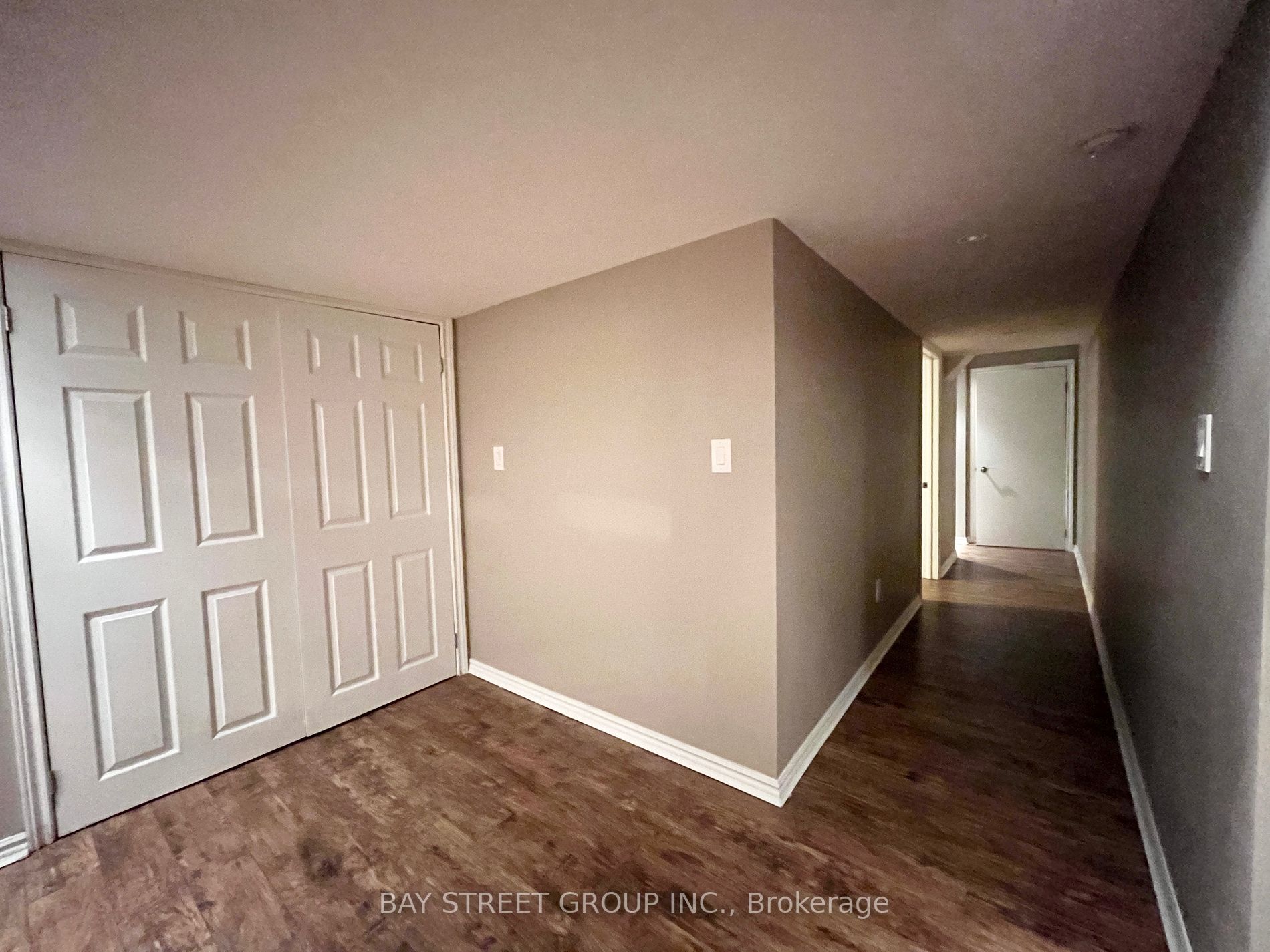 9 Gale Way, #Lower