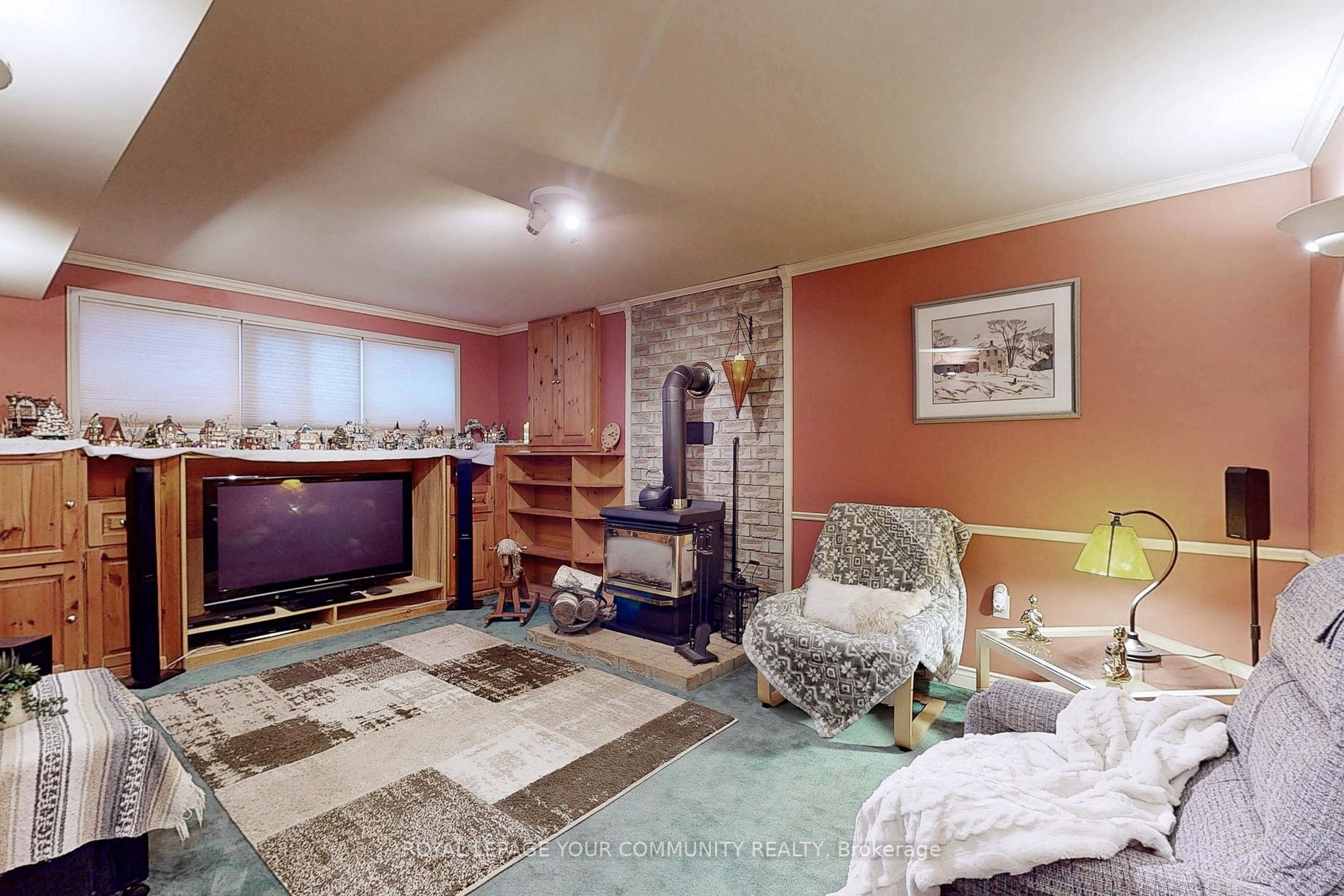 4 Oakmeadow Blvd