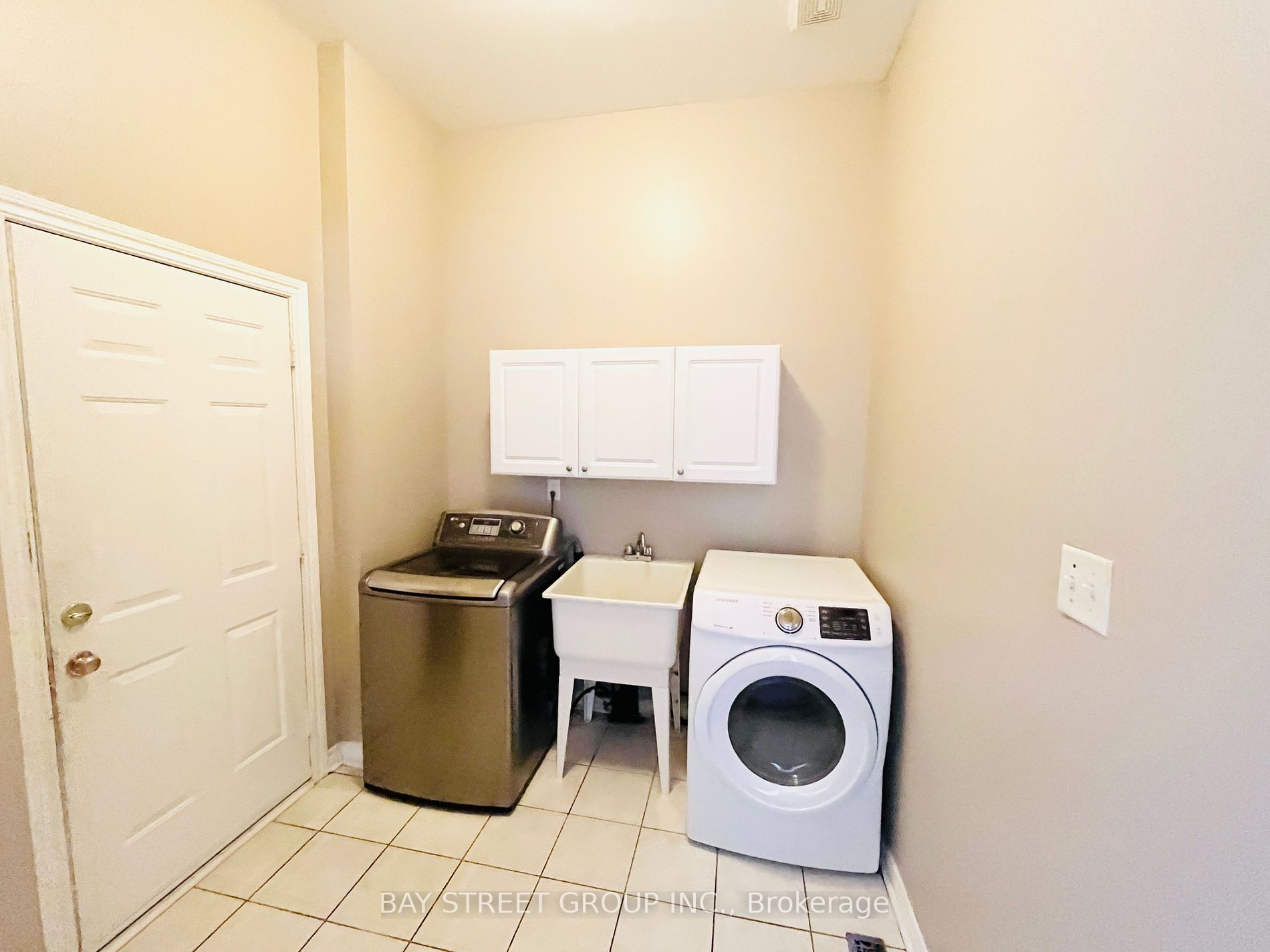 9 Gale Way