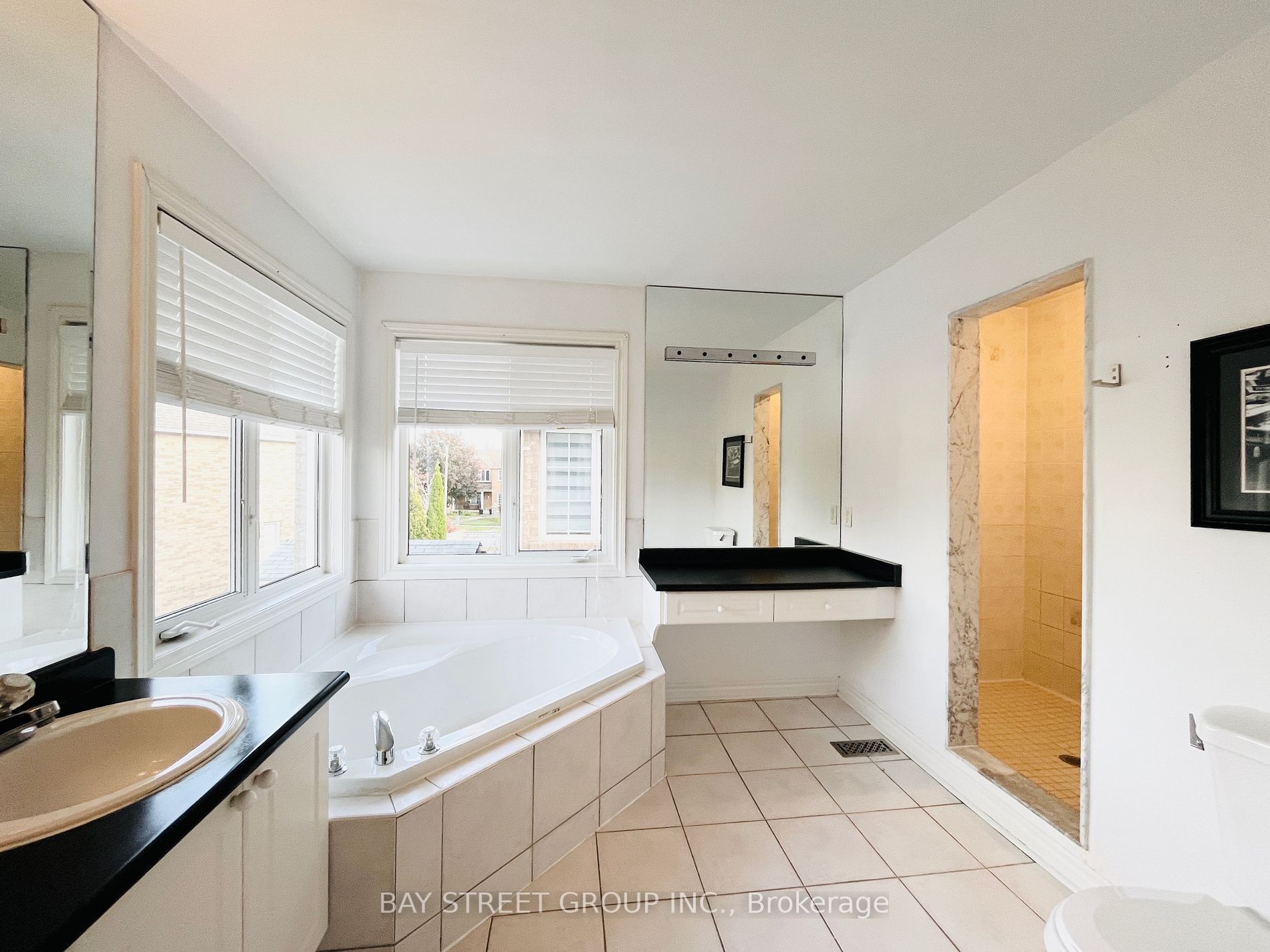 9 Gale Way
