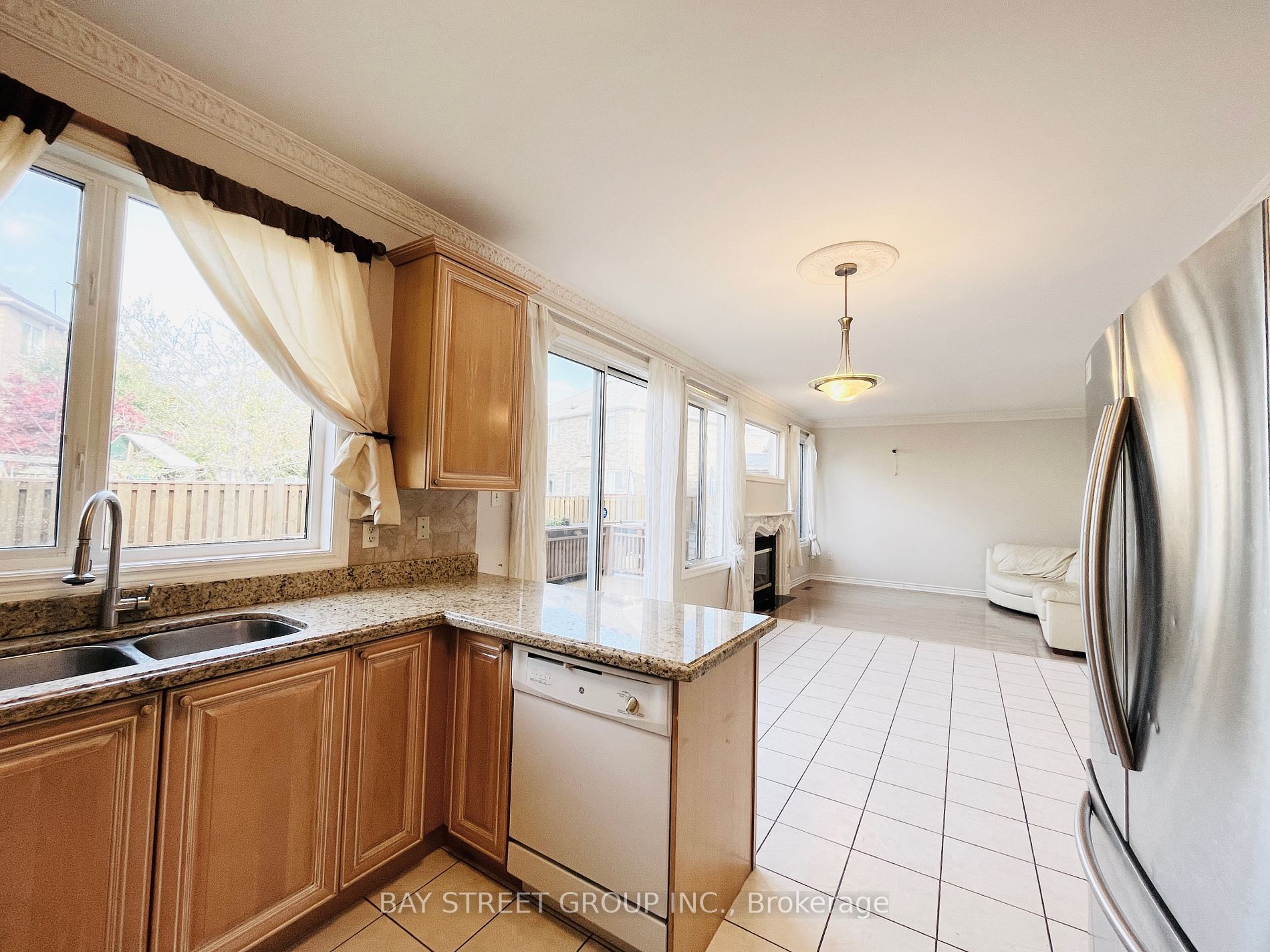 9 Gale Way