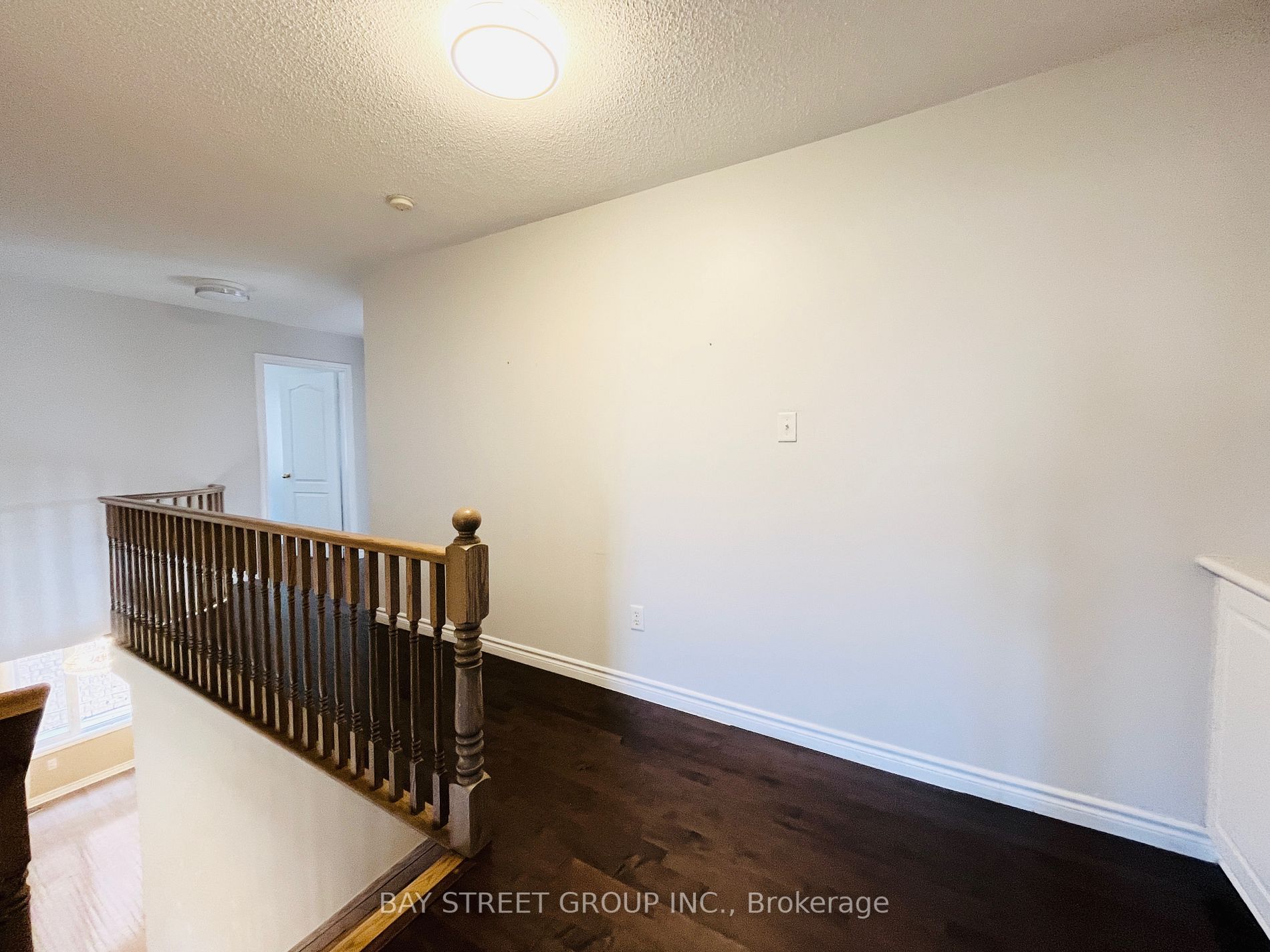 9 Gale Way