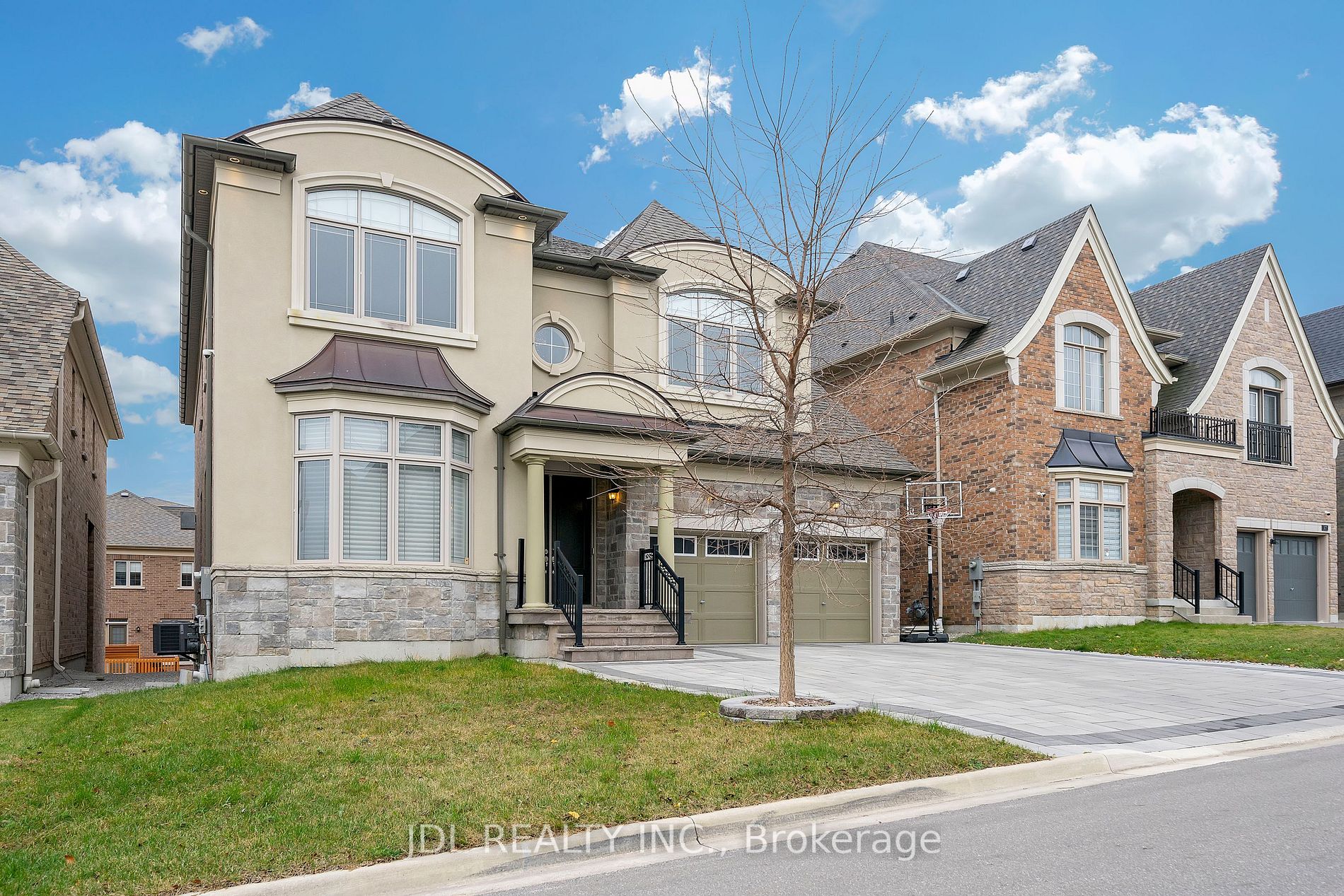 19 Mower Ave