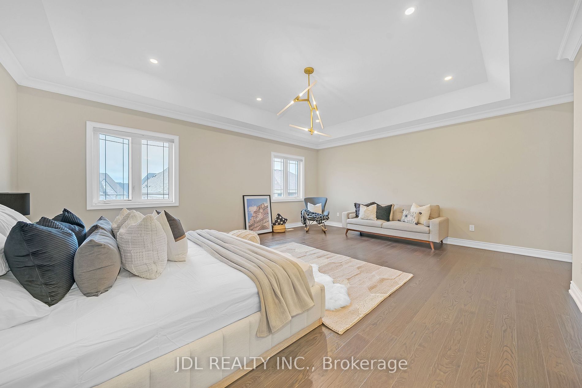 19 Mower Ave