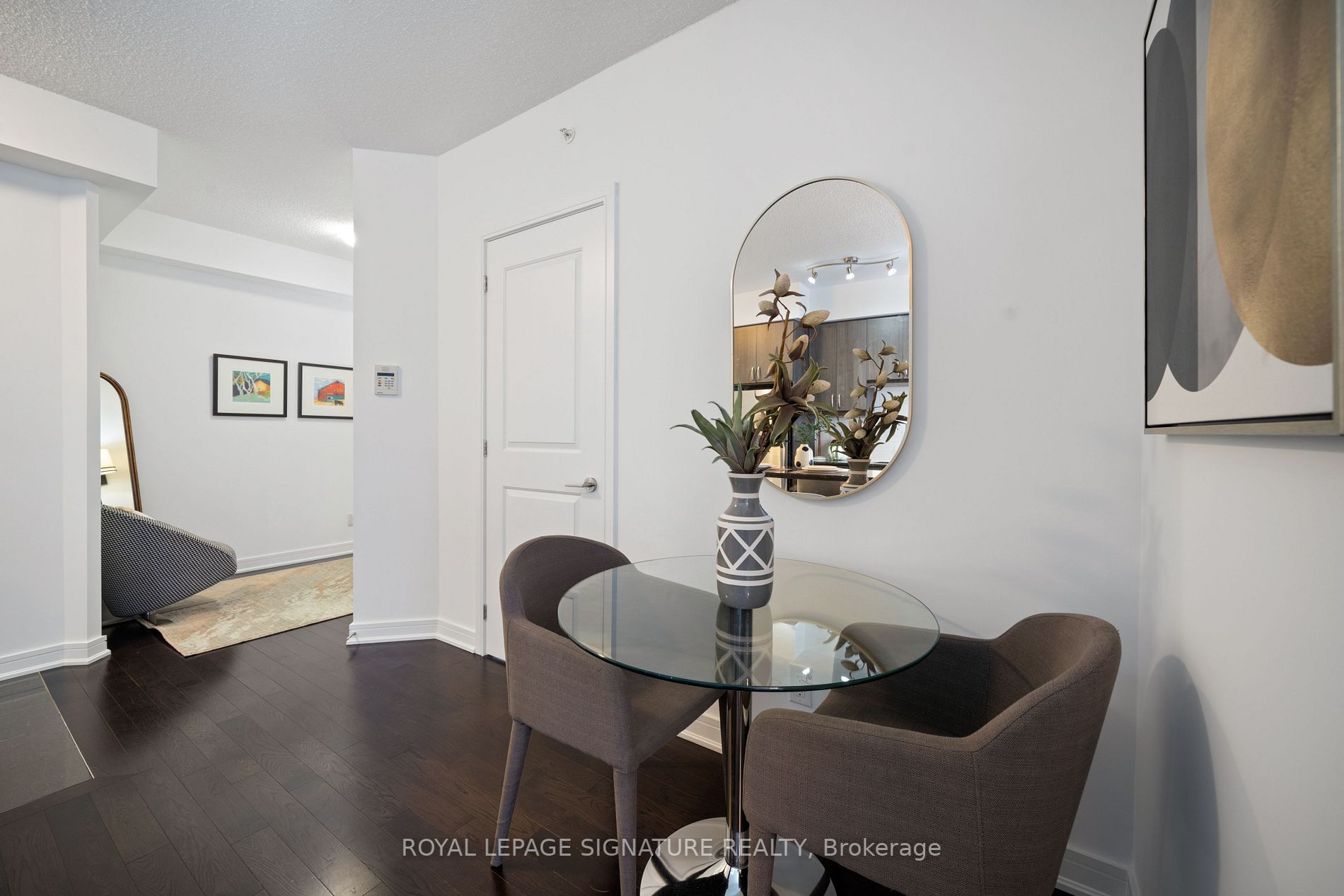 9201 Yonge St, #707Nw