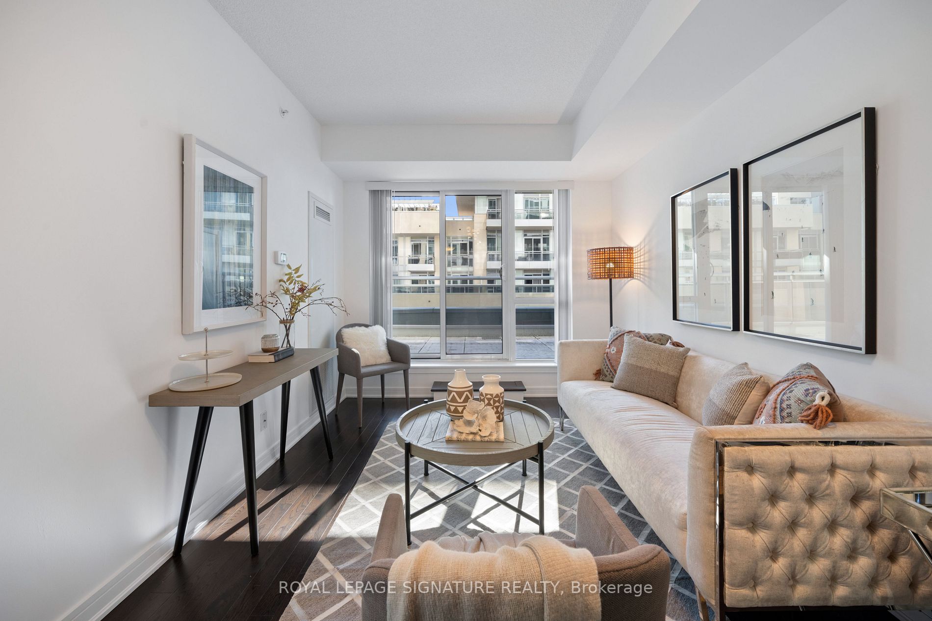 9201 Yonge St, #707Nw