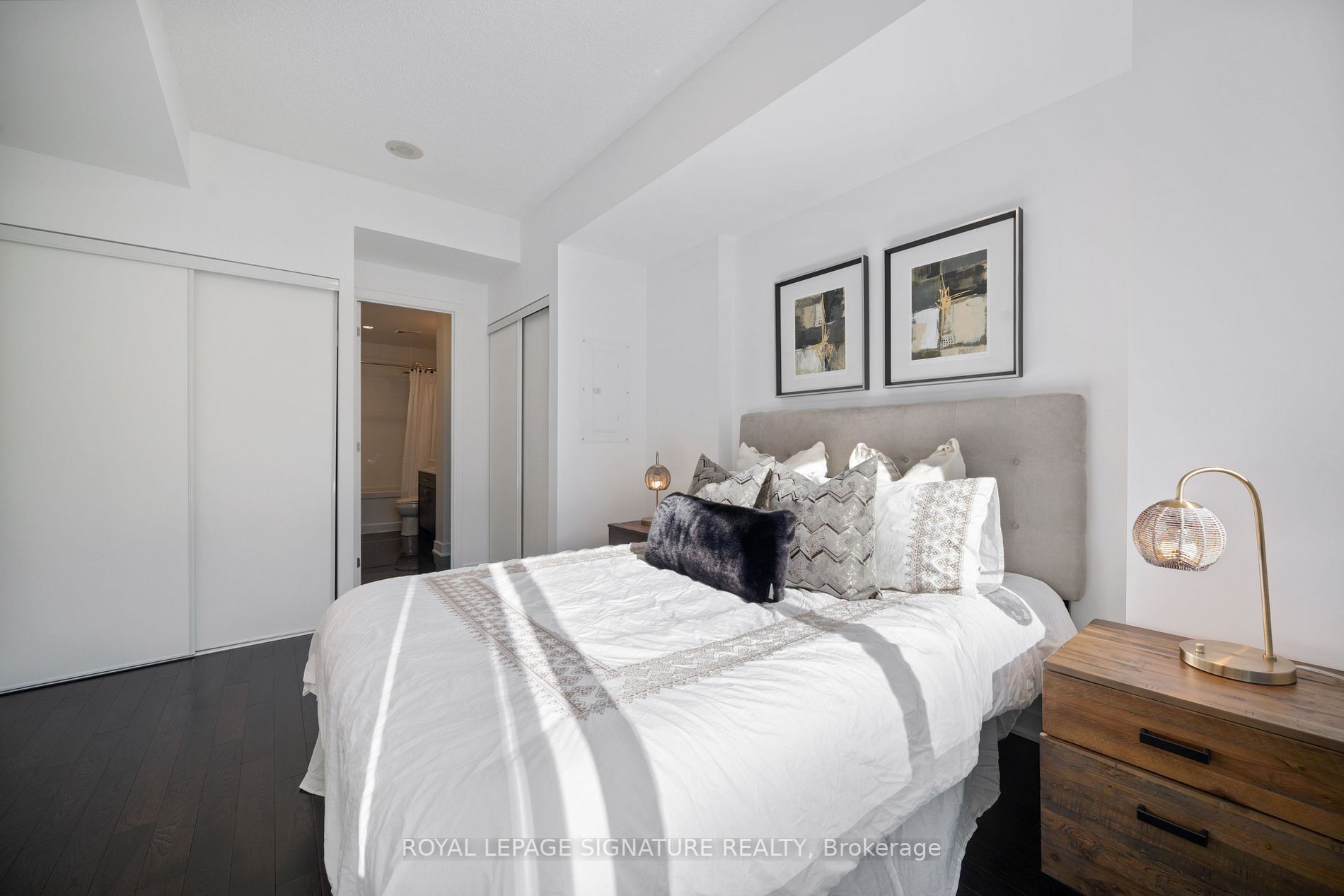 9201 Yonge St, #707Nw