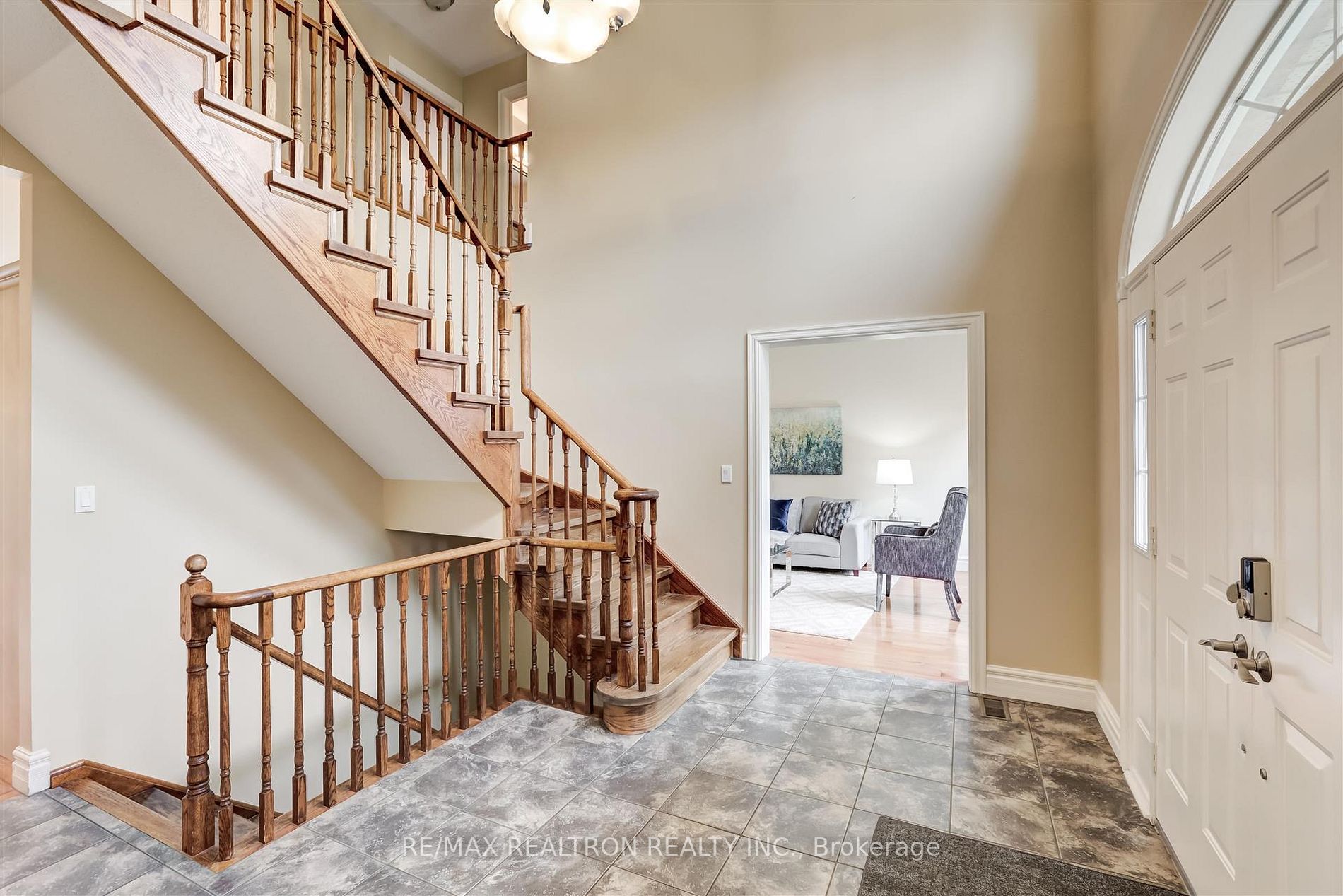 1911 Mount Albert Rd