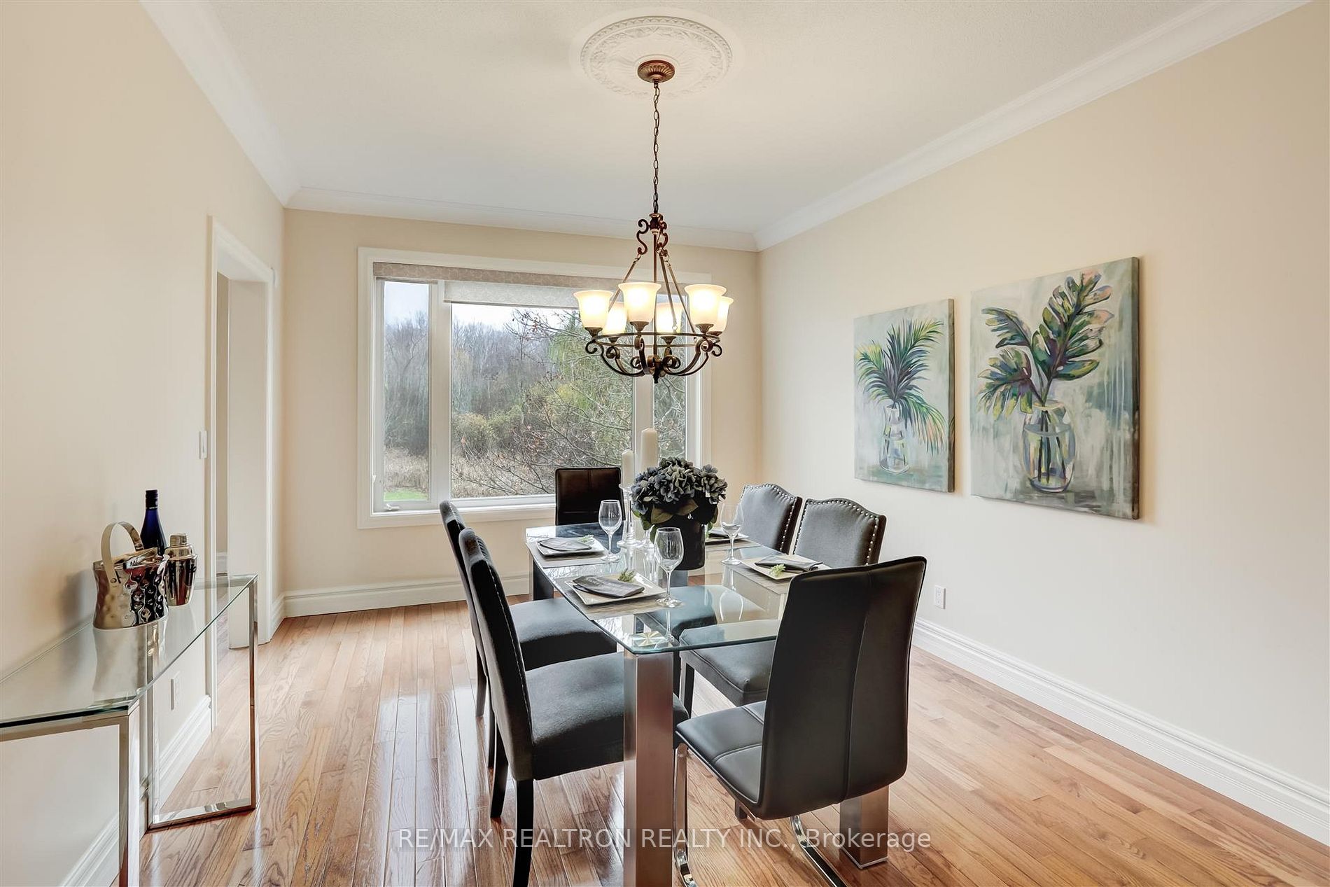 1911 Mount Albert Rd