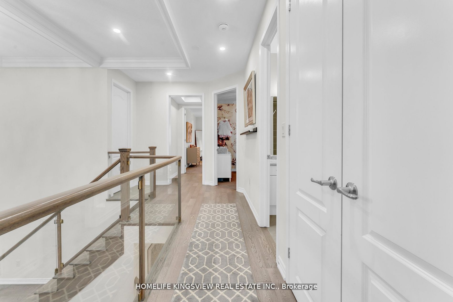 48 Pierre Berton Blvd