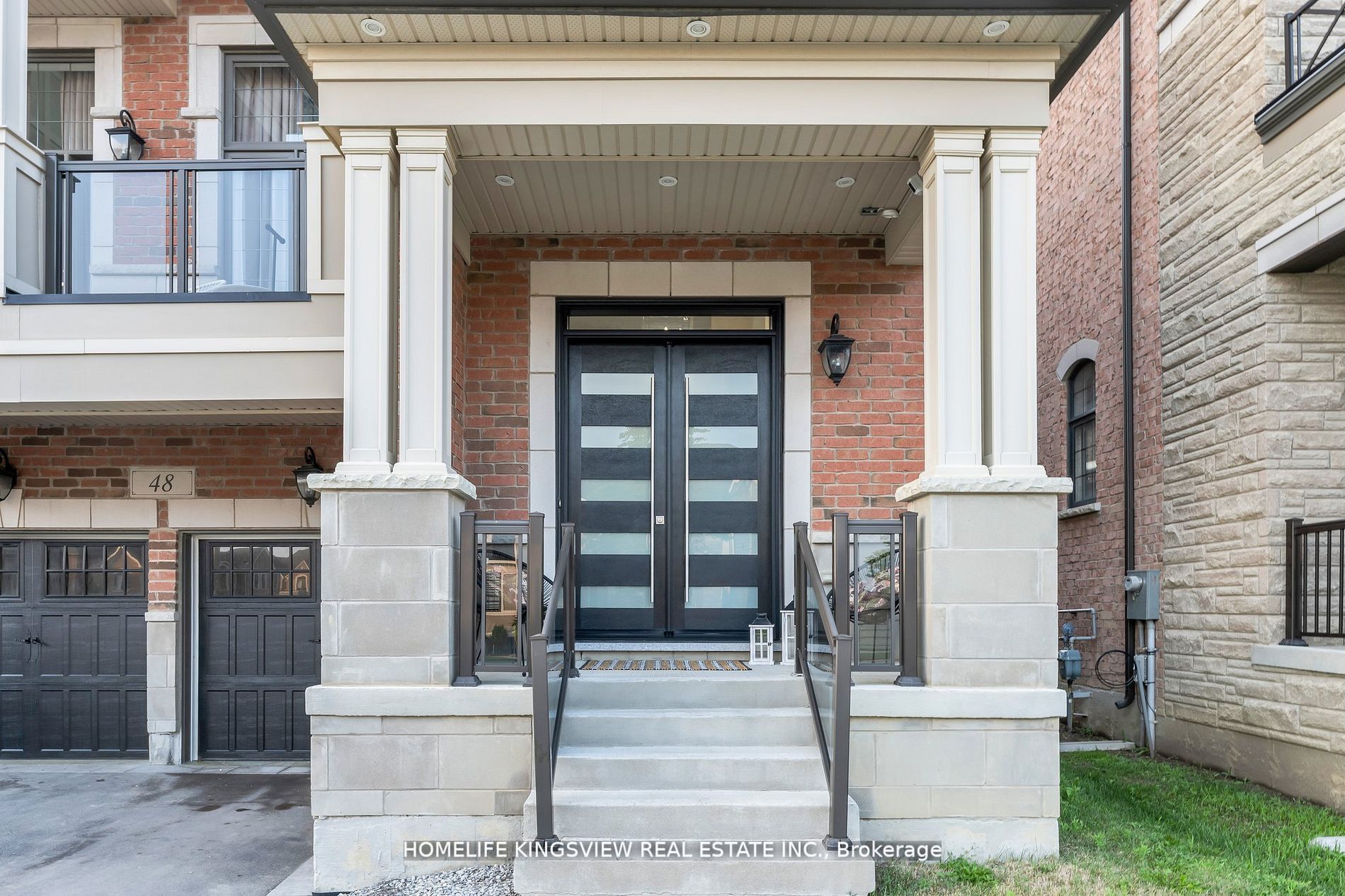 48 Pierre Berton Blvd