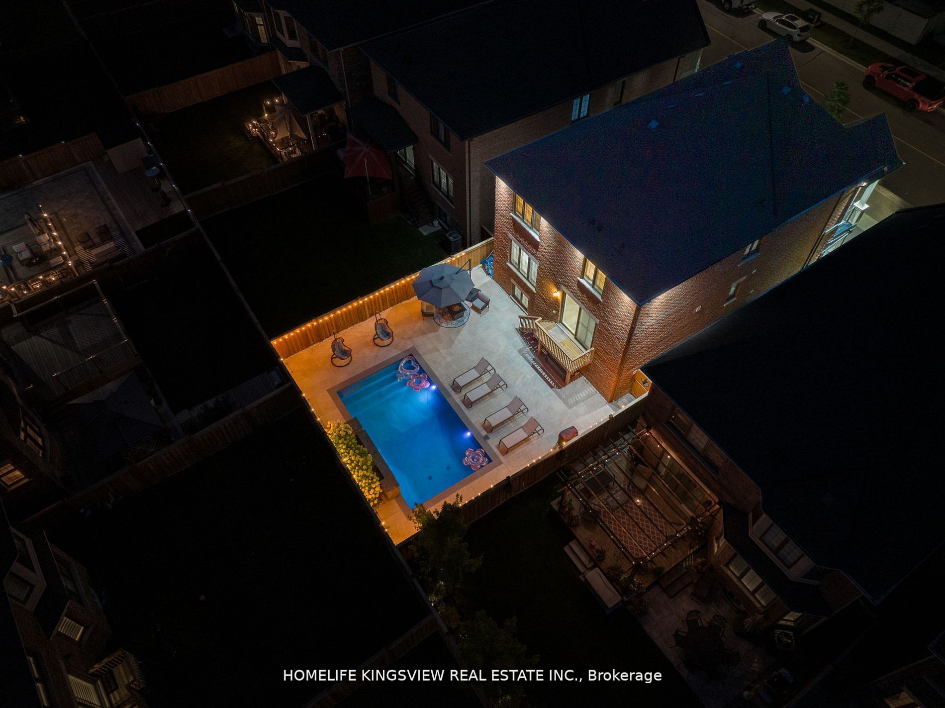 48 Pierre Berton Blvd