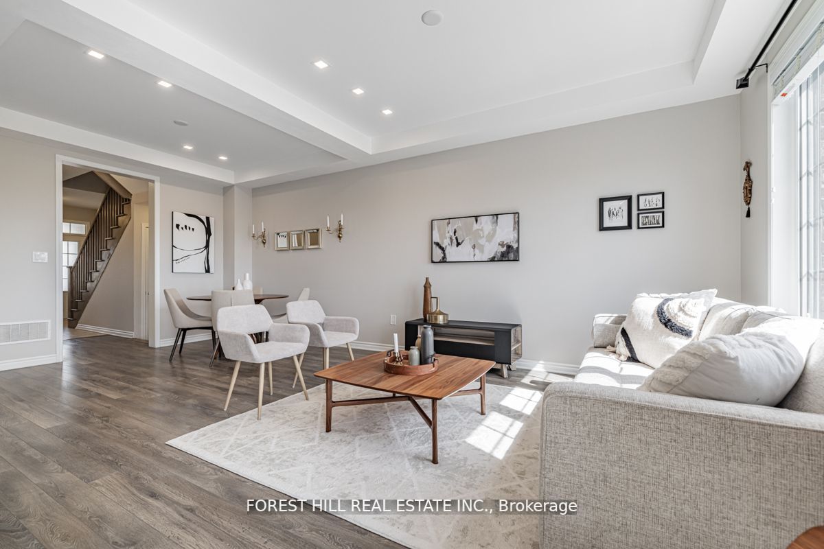 40 Hartney Dr