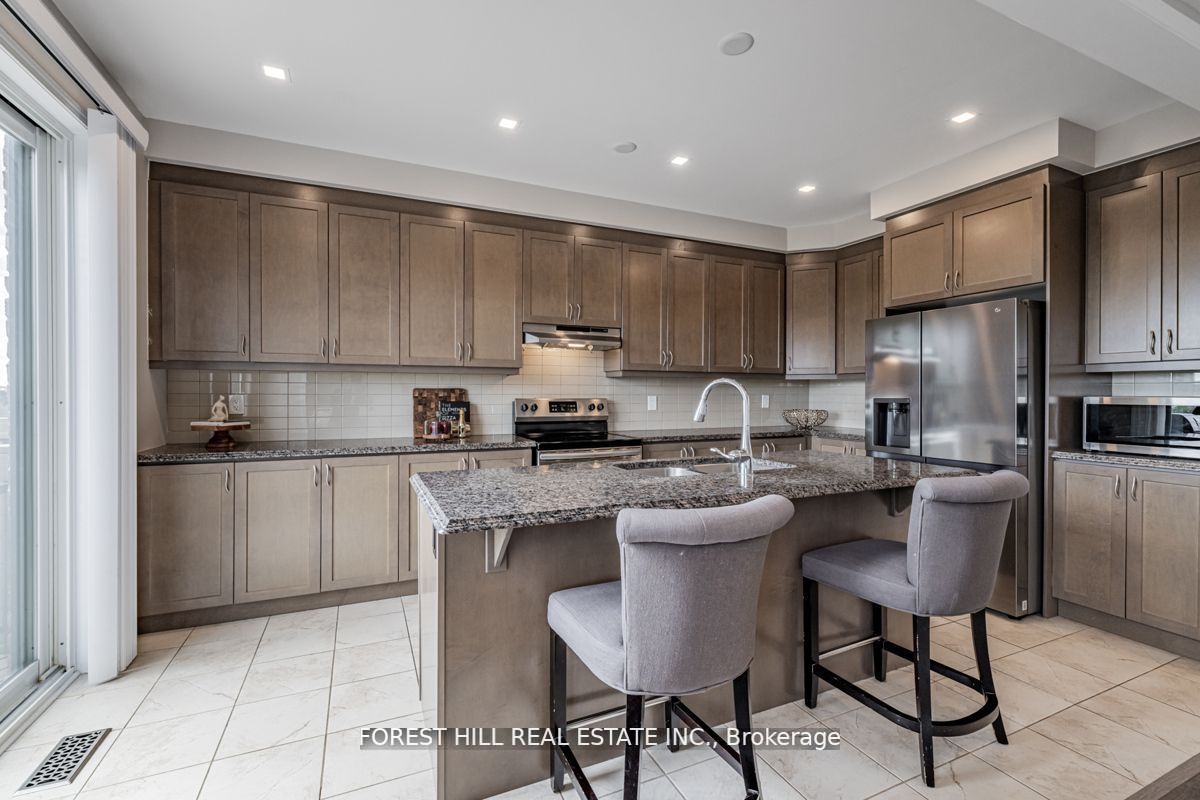 40 Hartney Dr