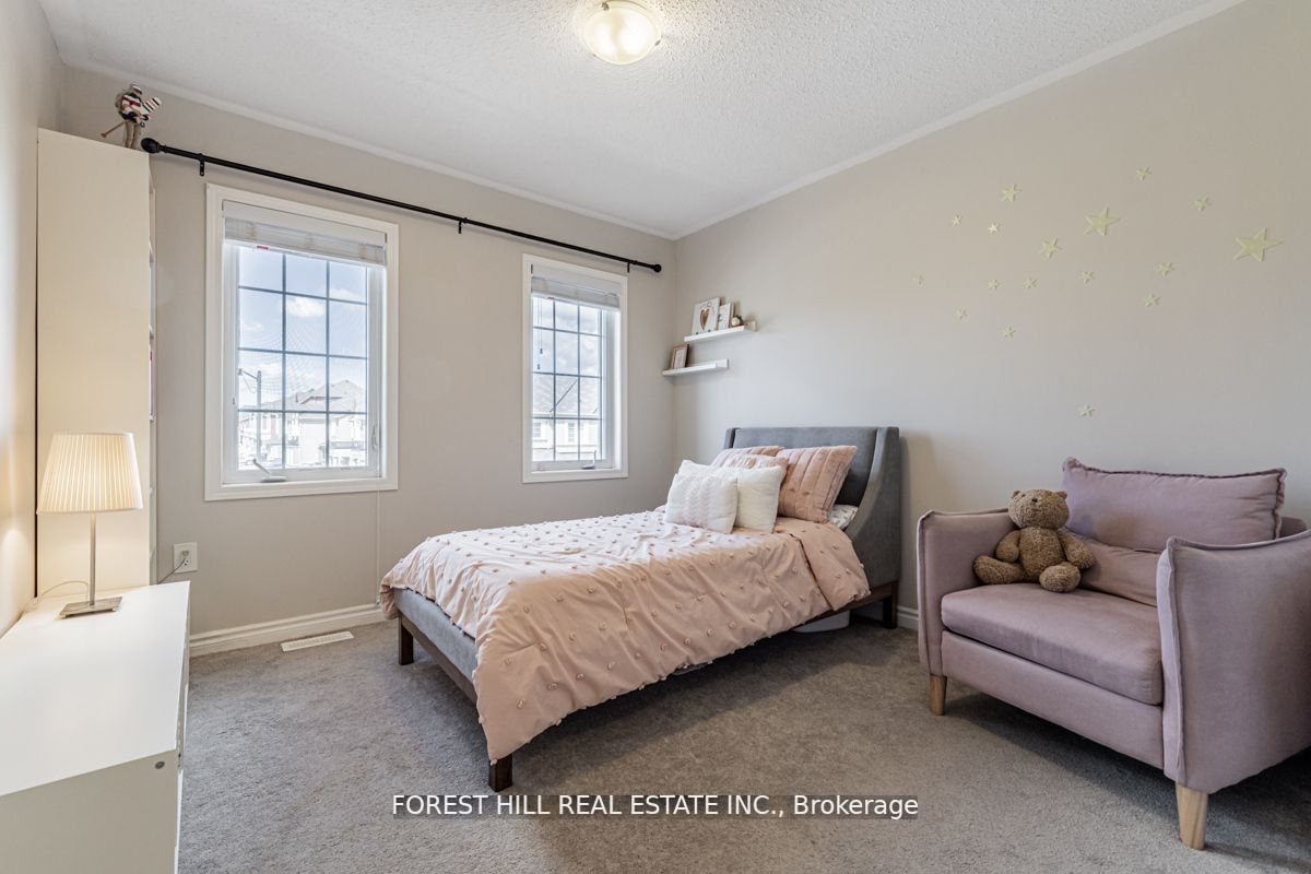 40 Hartney Dr