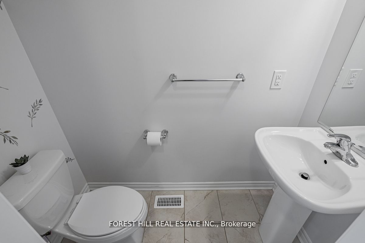 40 Hartney Dr