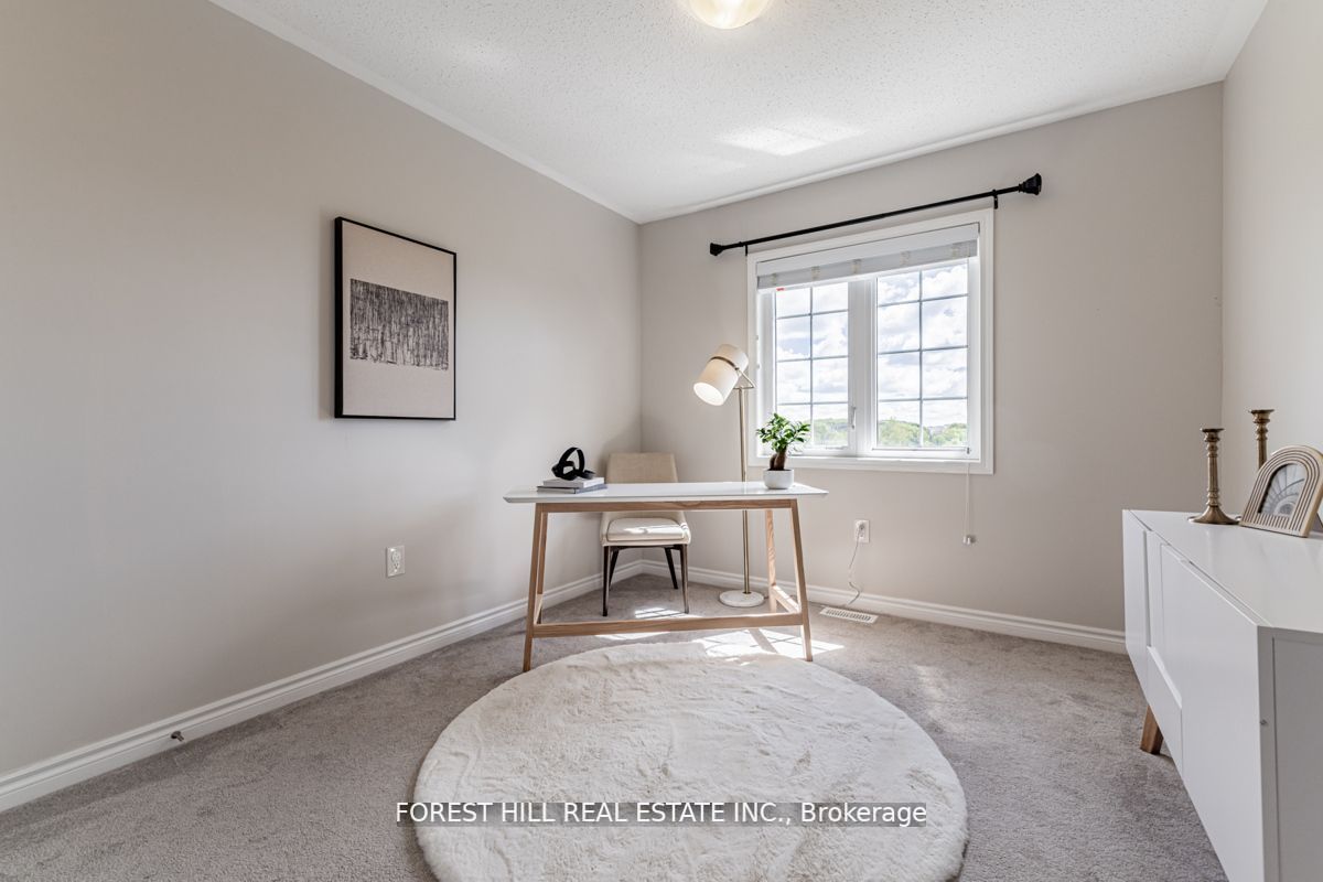 40 Hartney Dr