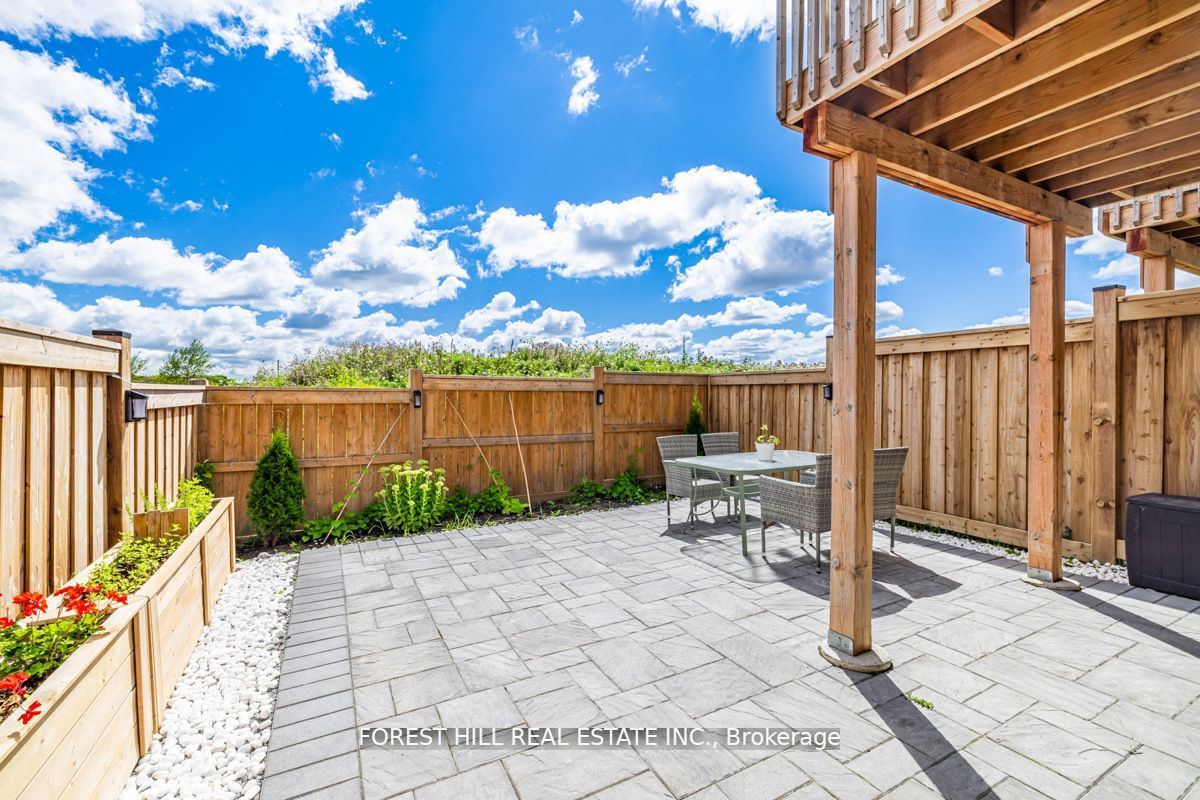 40 Hartney Dr