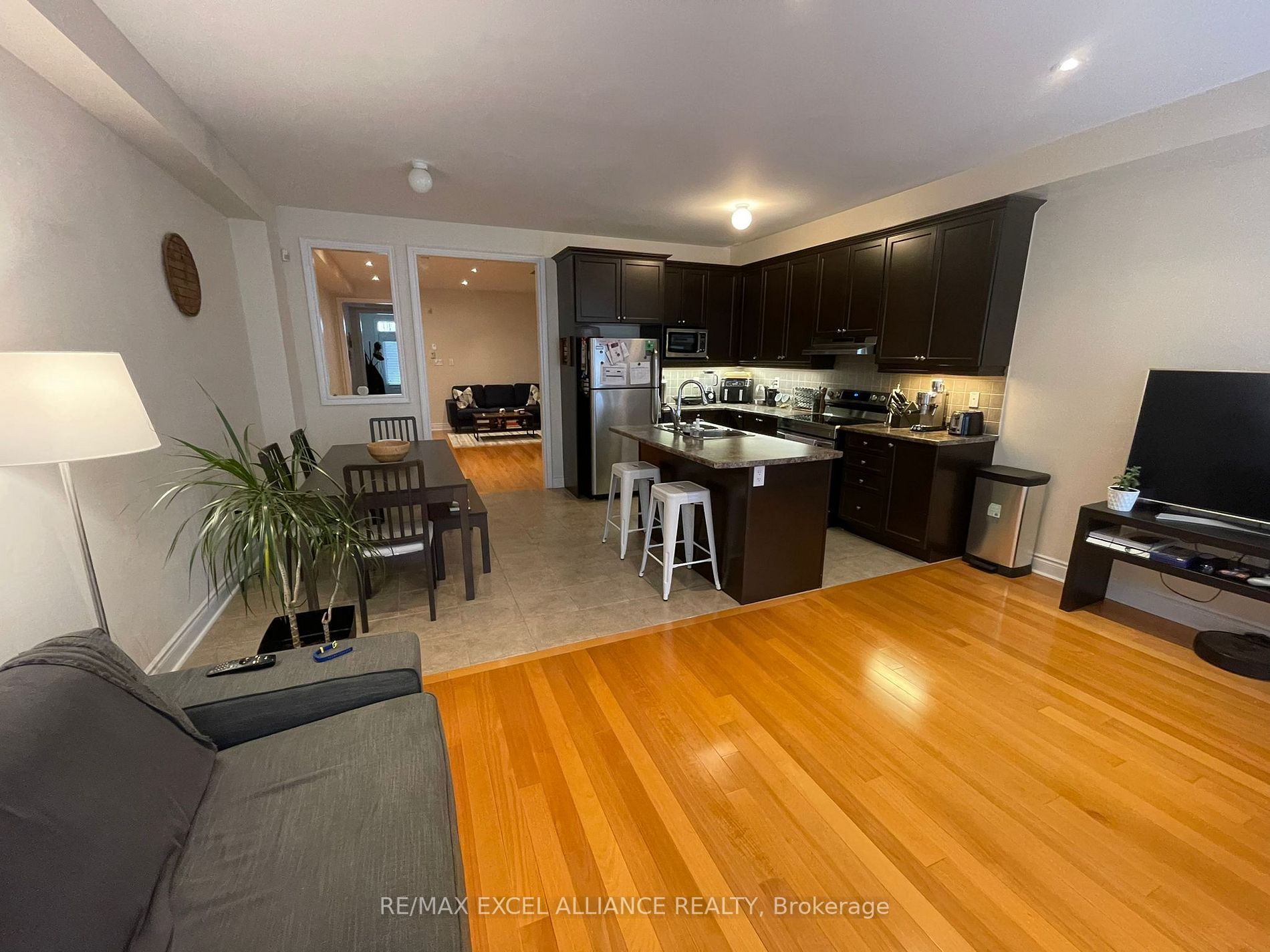 46 Sedgewick Pl