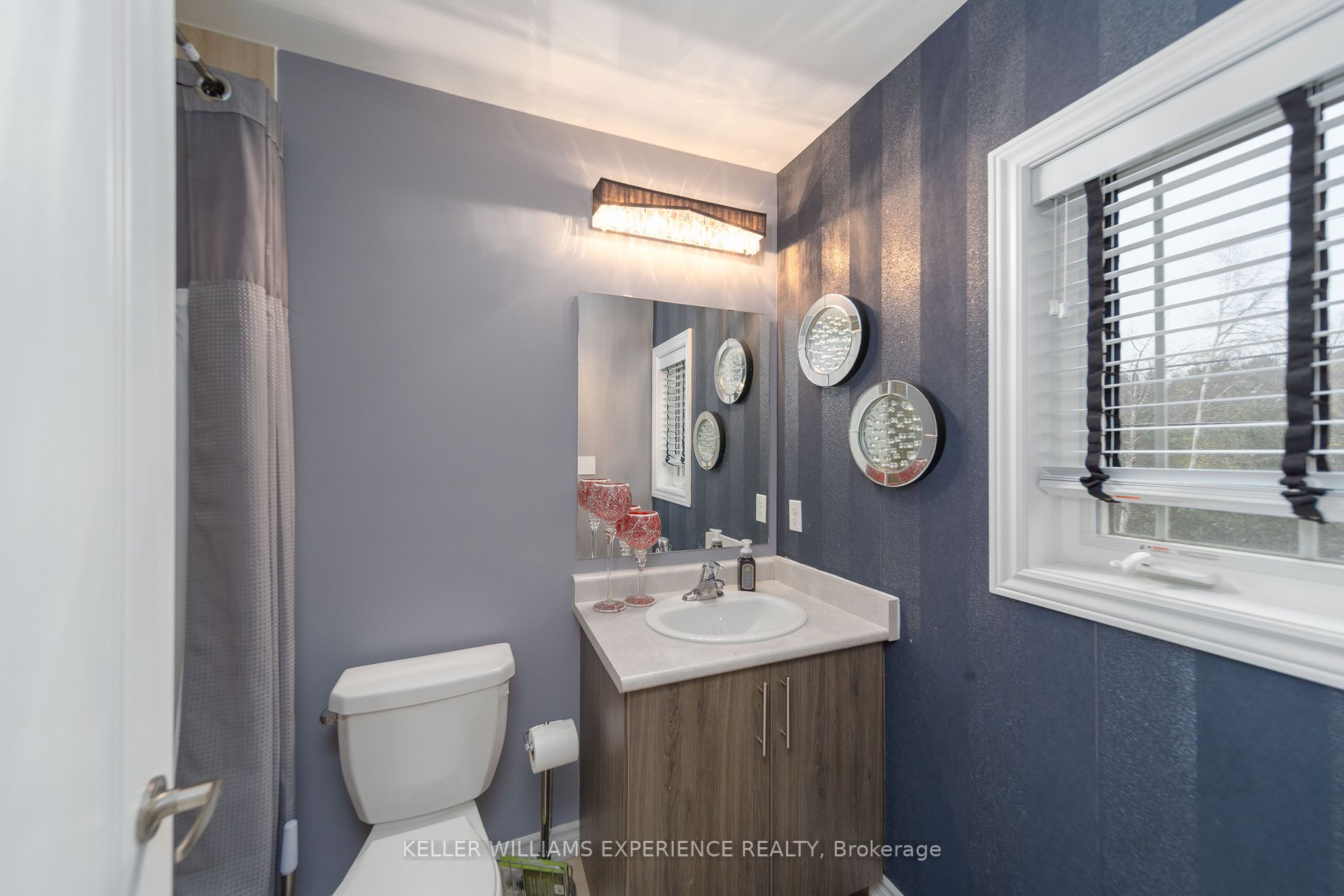 31 Milson Cres