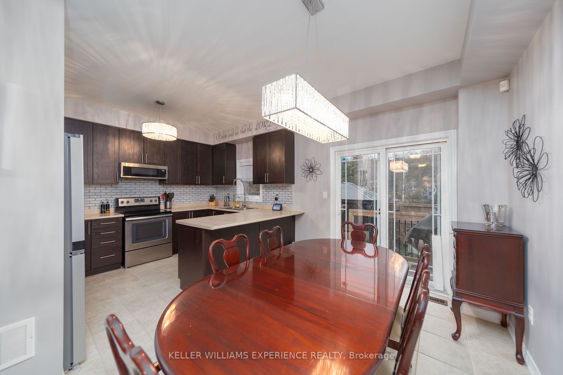 31 Milson Cres