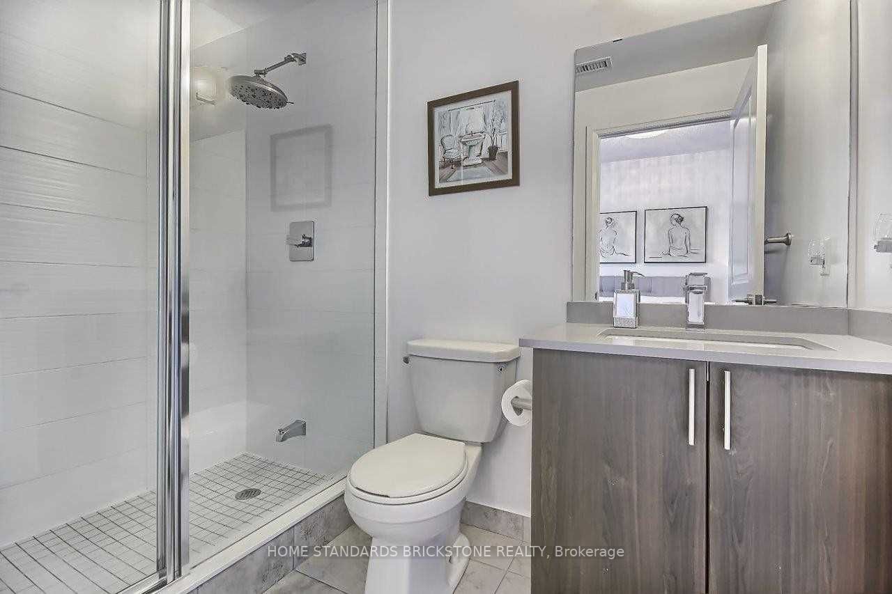 7890 Bathurst St, #804