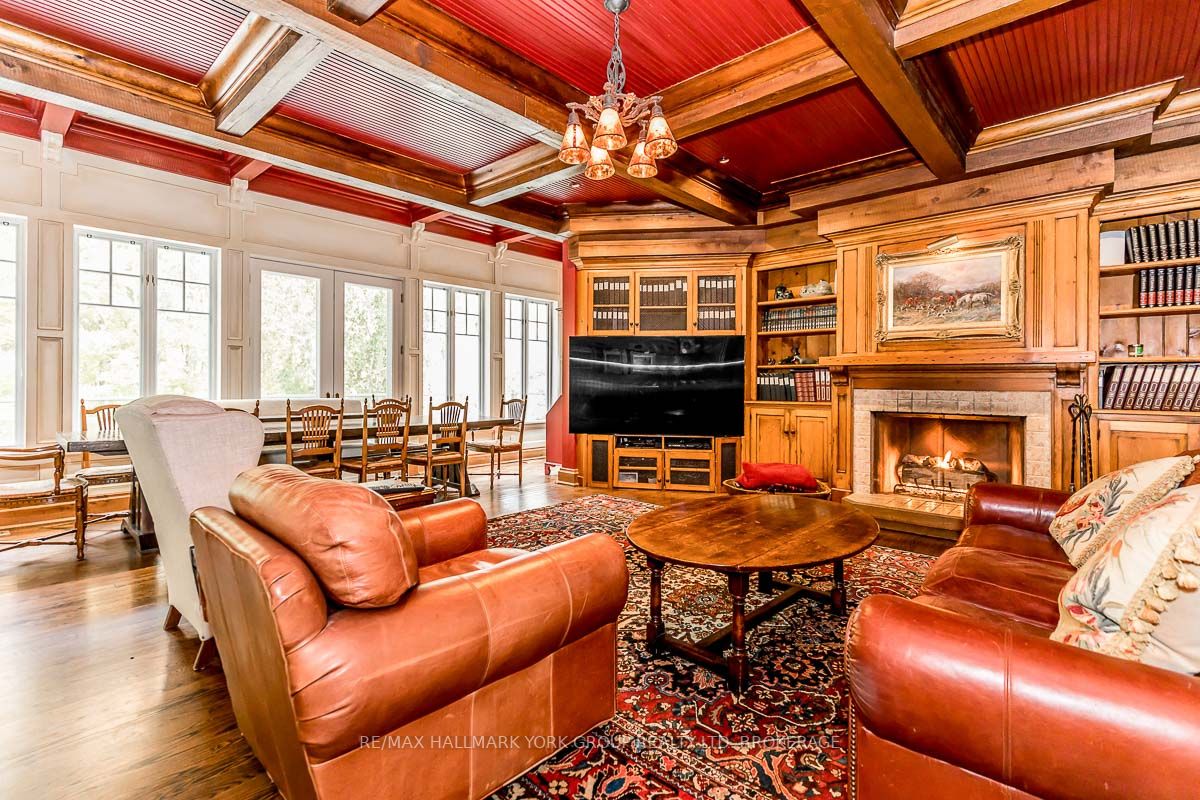 12800 8th Concession Rd
