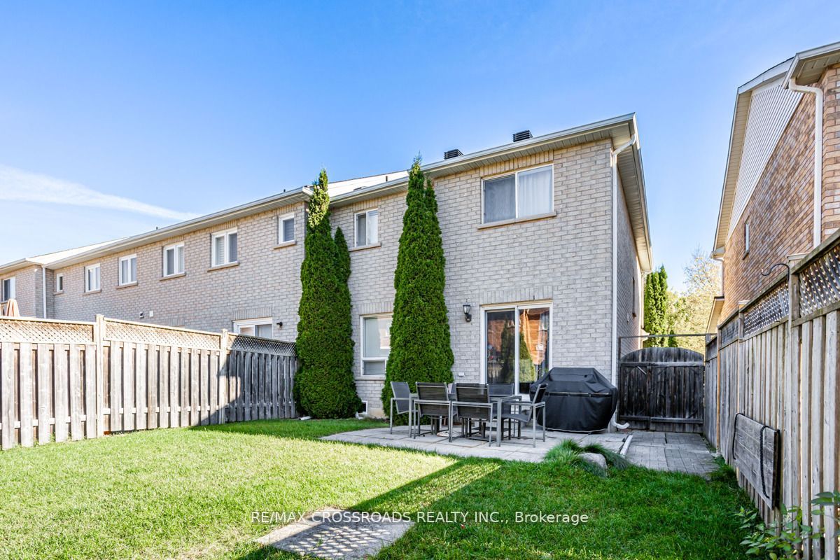 180 Swan Park Rd